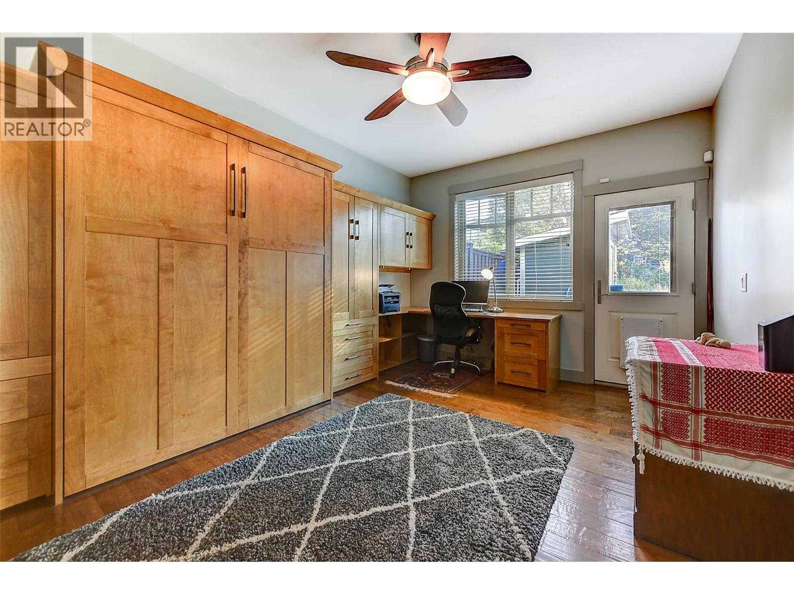 Picture for 1147 Glenview  Court https://www.cirrealty.ca/reb/bc/8/10364588_20.jpg