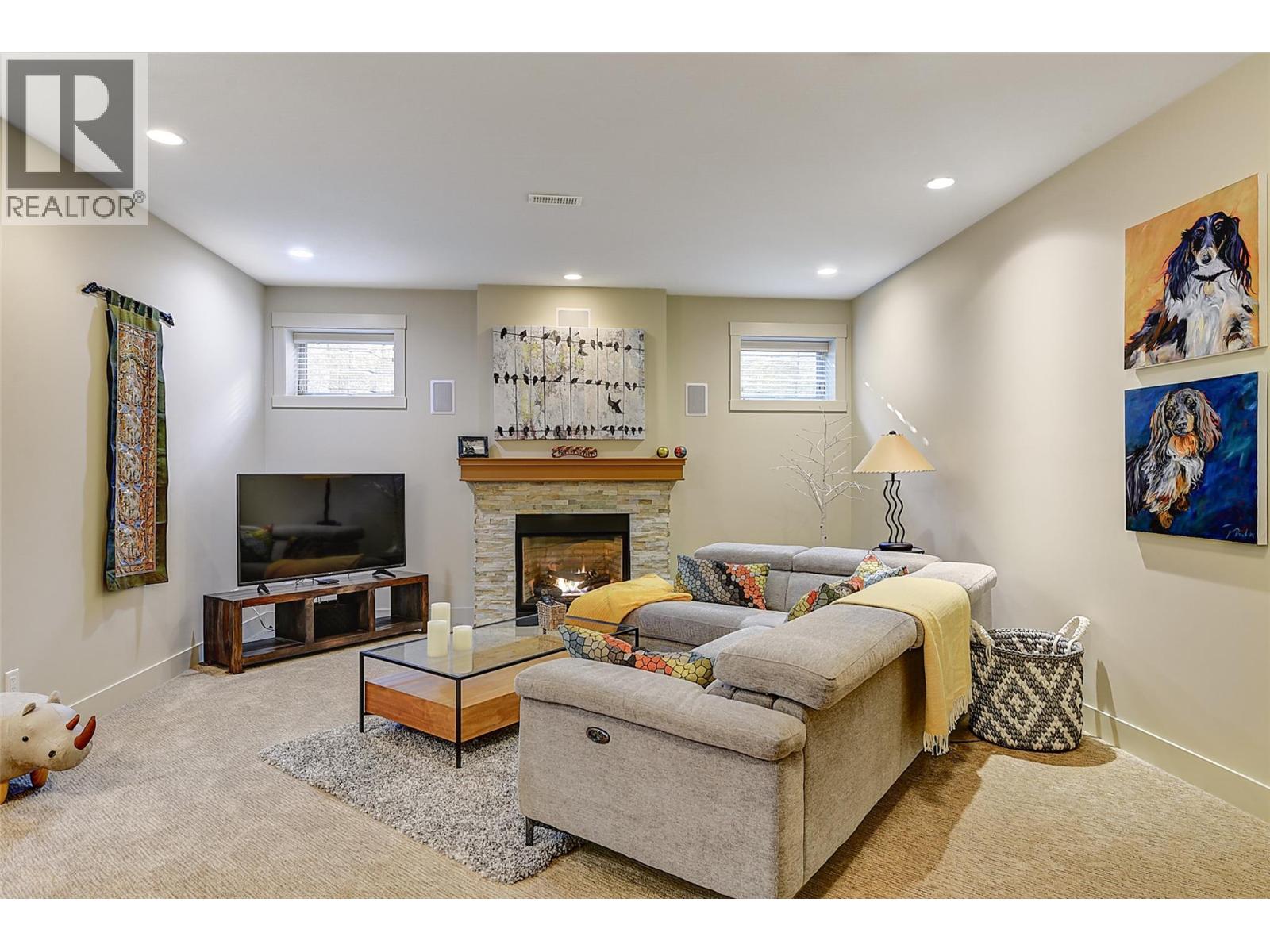 Picture for 1147 Glenview  Court https://www.cirrealty.ca/reb/bc/8/10364588_29.jpg