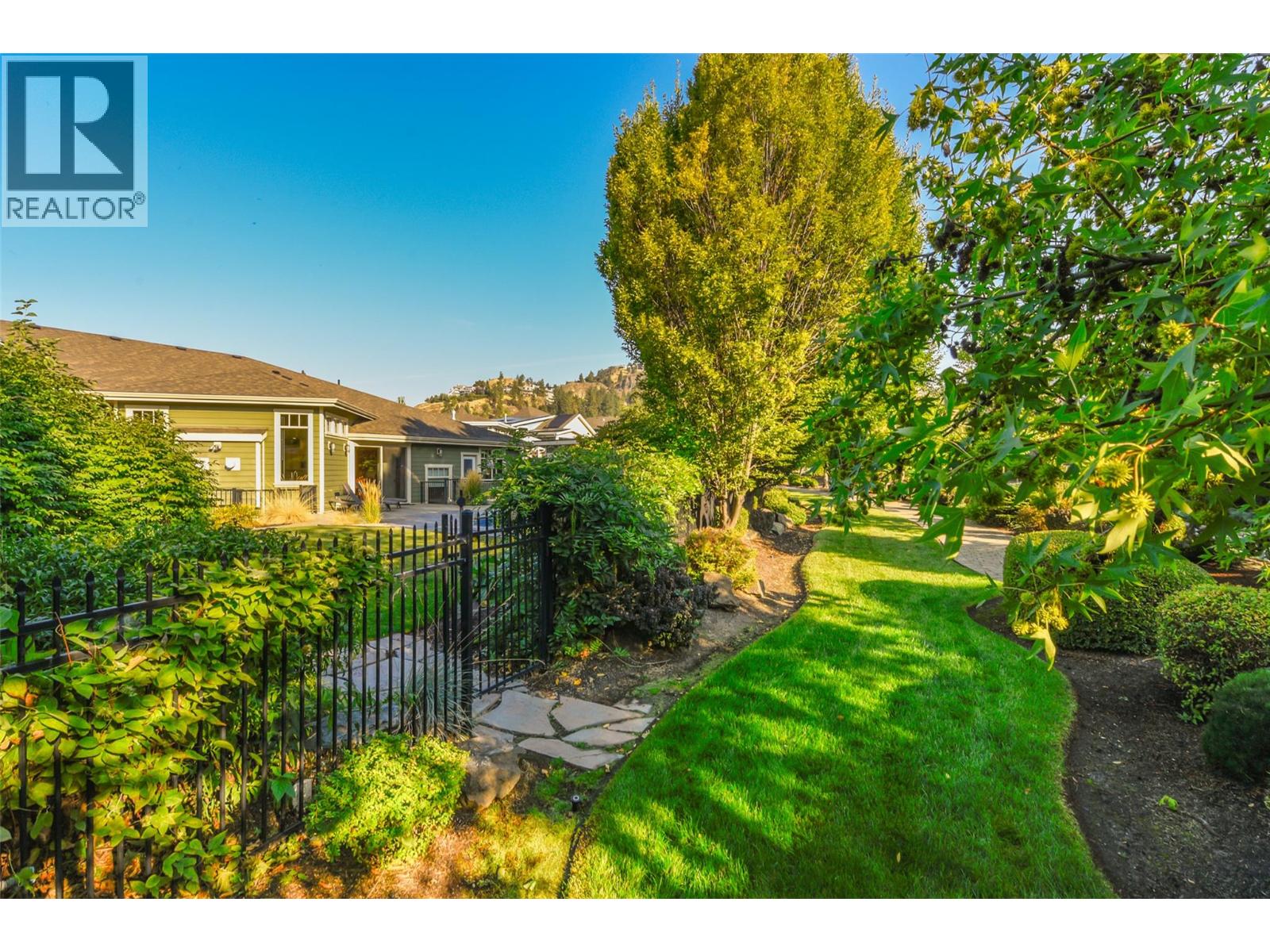 Picture for 1147 Glenview  Court https://www.cirrealty.ca/reb/bc/8/10364588_40.jpg