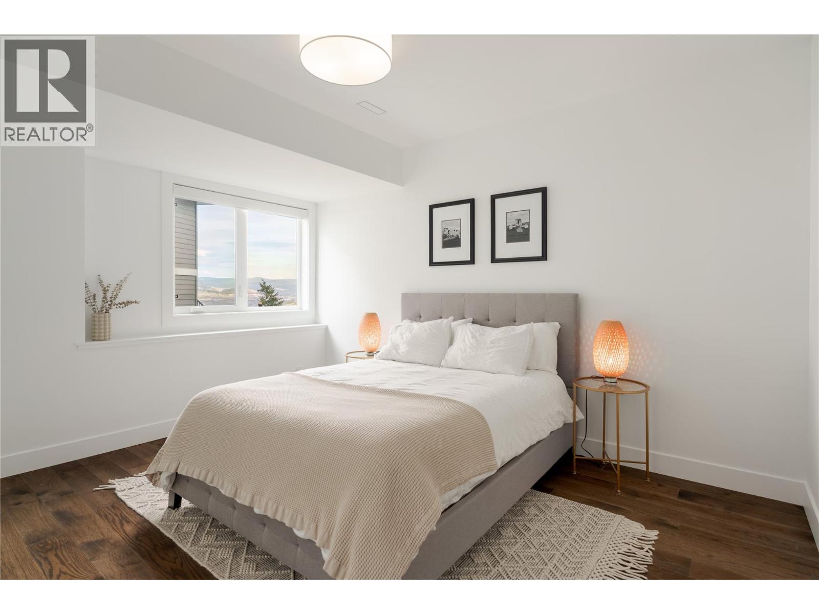 Picture for 172 Skyland  Drive https://www.cirrealty.ca/reb/bc/8/10364708_41.jpg