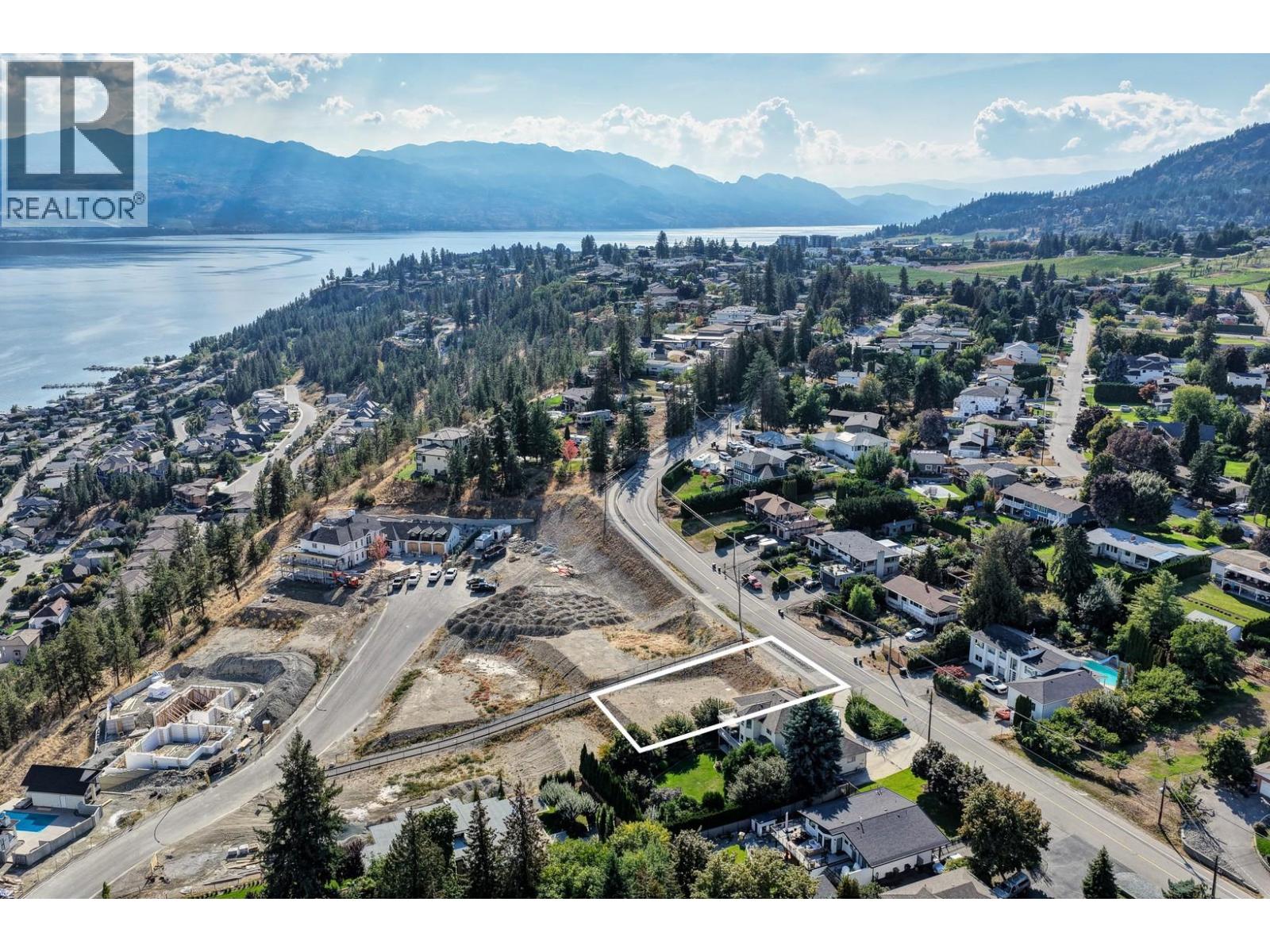 Picture for 2347 Thacker  Drive https://www.cirrealty.ca/reb/bc/8/10364758_12.jpg
