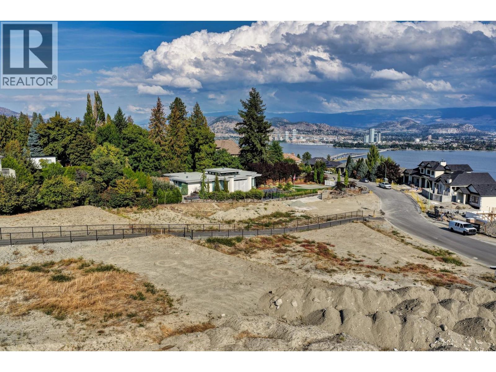 Picture for 2347 Thacker  Drive https://www.cirrealty.ca/reb/bc/8/10364758_7.jpg