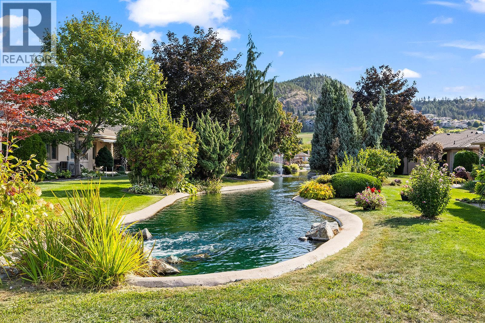 Picture for Unit #130, 595 Yates  Road https://www.cirrealty.ca/reb/bc/8/10364858_35.jpg