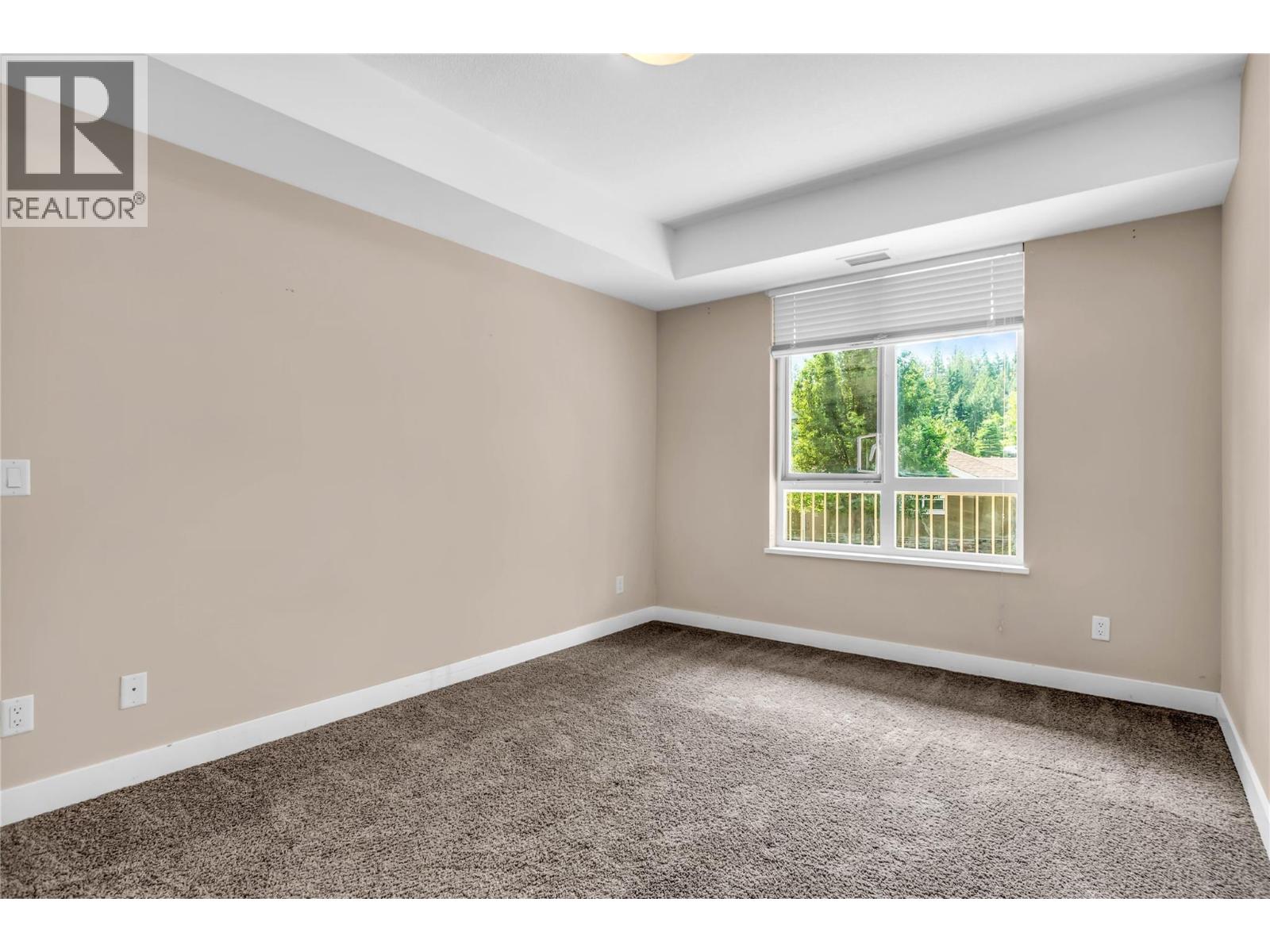 Picture for Unit #3215, 1990 Upper Sundance  Drive https://www.cirrealty.ca/reb/bc/8/10365048_6.jpg