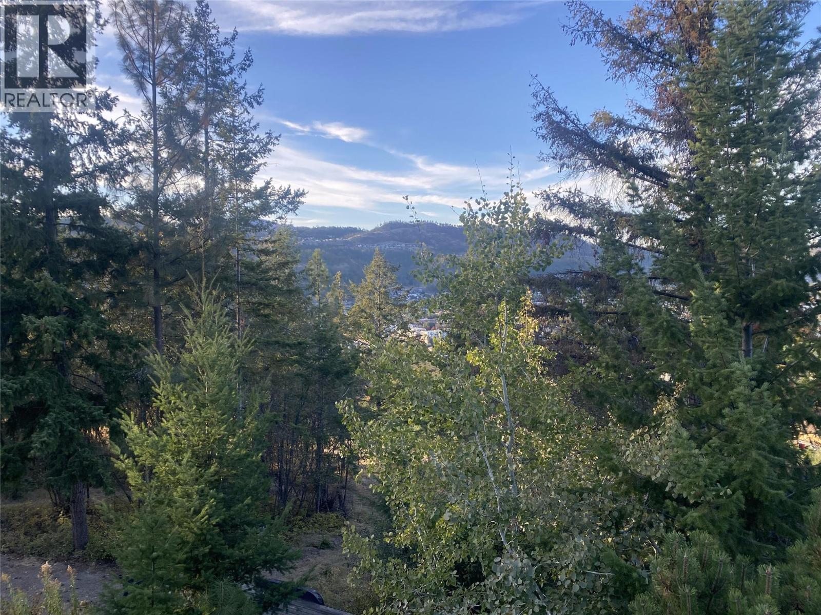 Picture for Unit #14, 2300 Silver  Place https://www.cirrealty.ca/reb/bc/8/10365118_22.jpg