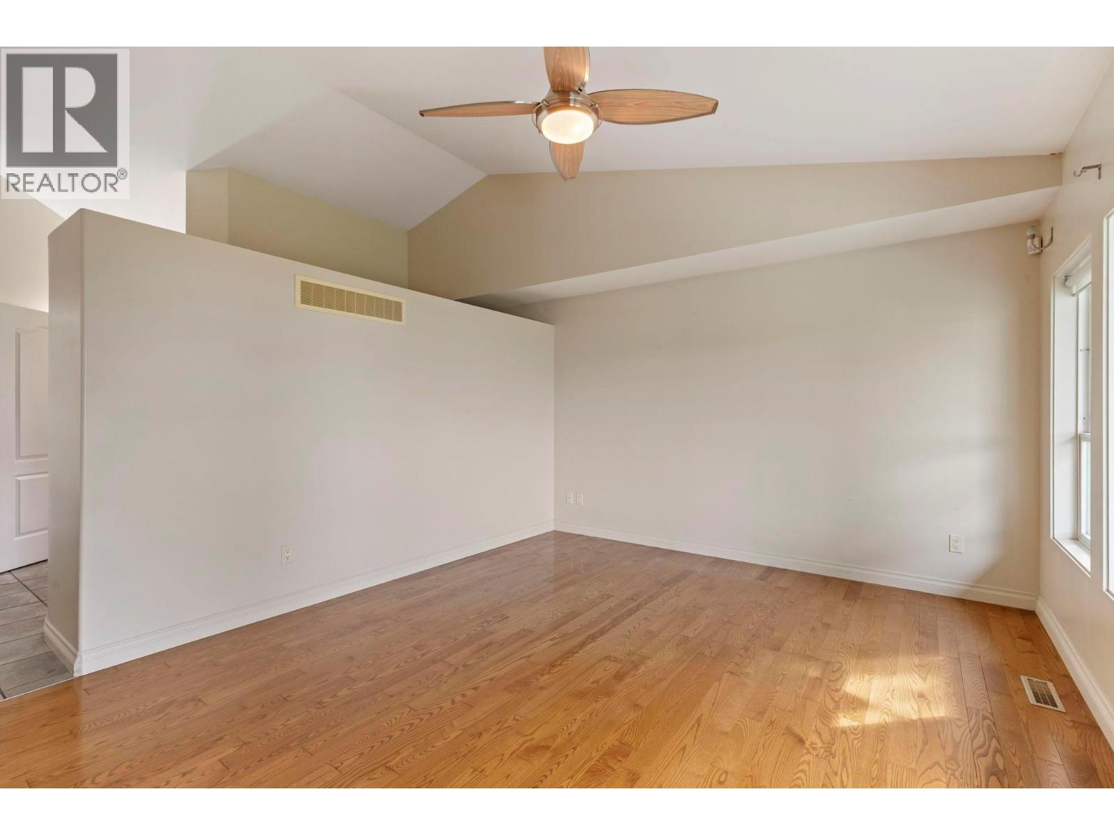 Picture for 1569 Gregory  Road https://www.cirrealty.ca/reb/bc/8/10365258_21.jpg
