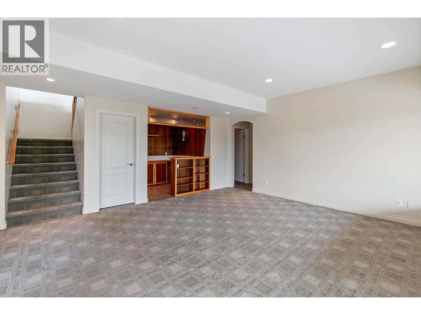 Picture for 1569 Gregory  Road https://www.cirrealty.ca/reb/bc/8/10365258_31.jpg