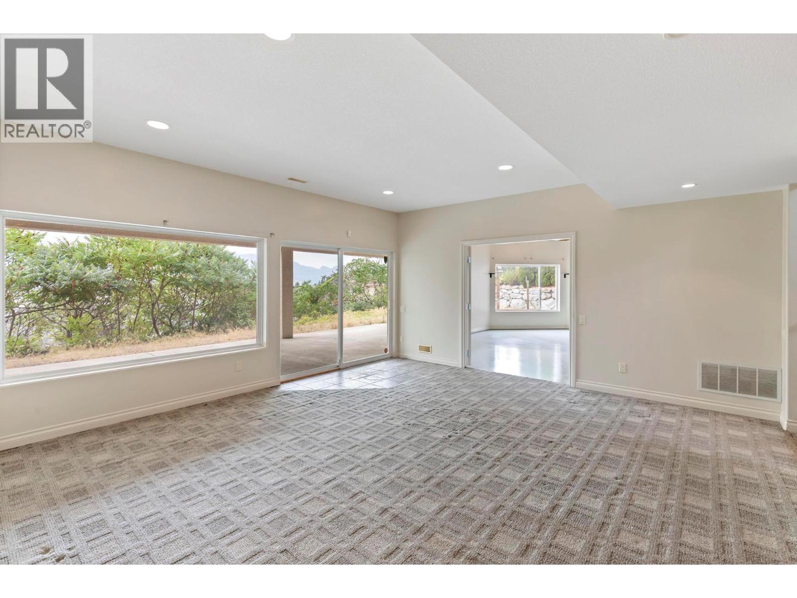 Picture for 1569 Gregory  Road https://www.cirrealty.ca/reb/bc/8/10365258_34.jpg