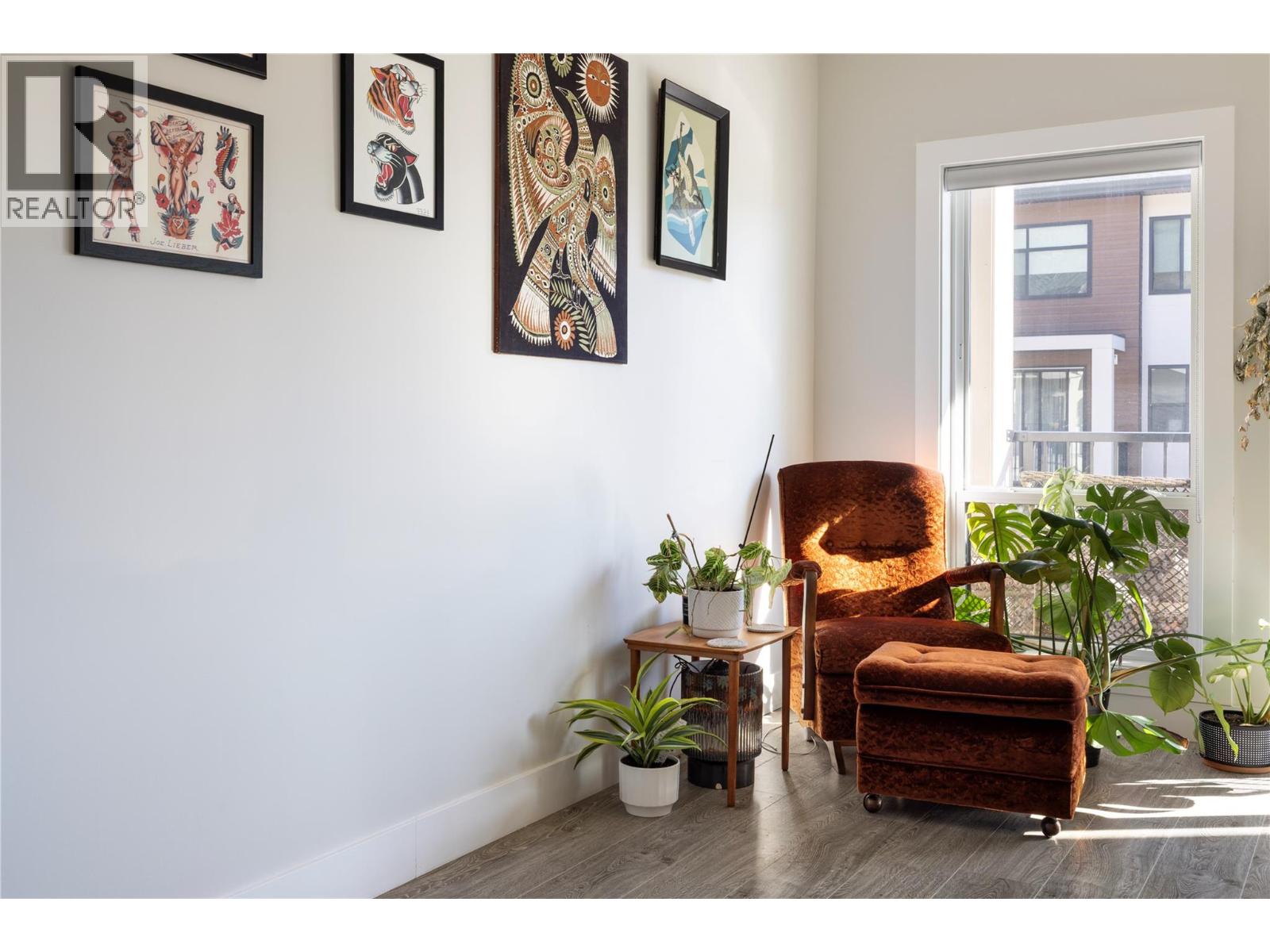 Picture for Unit #16, 1136 Black Mountain  Drive https://www.cirrealty.ca/reb/bc/8/10365298_10.jpg