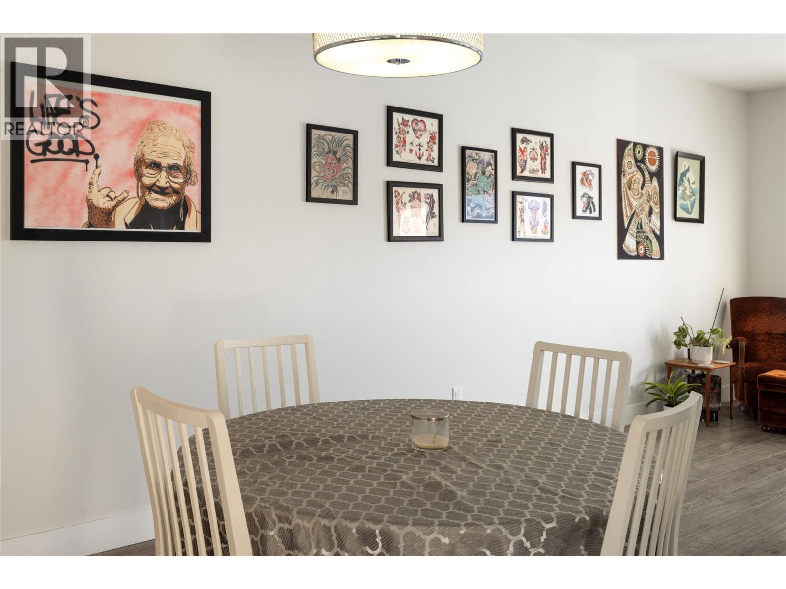Picture for Unit #16, 1136 Black Mountain  Drive https://www.cirrealty.ca/reb/bc/8/10365298_19.jpg