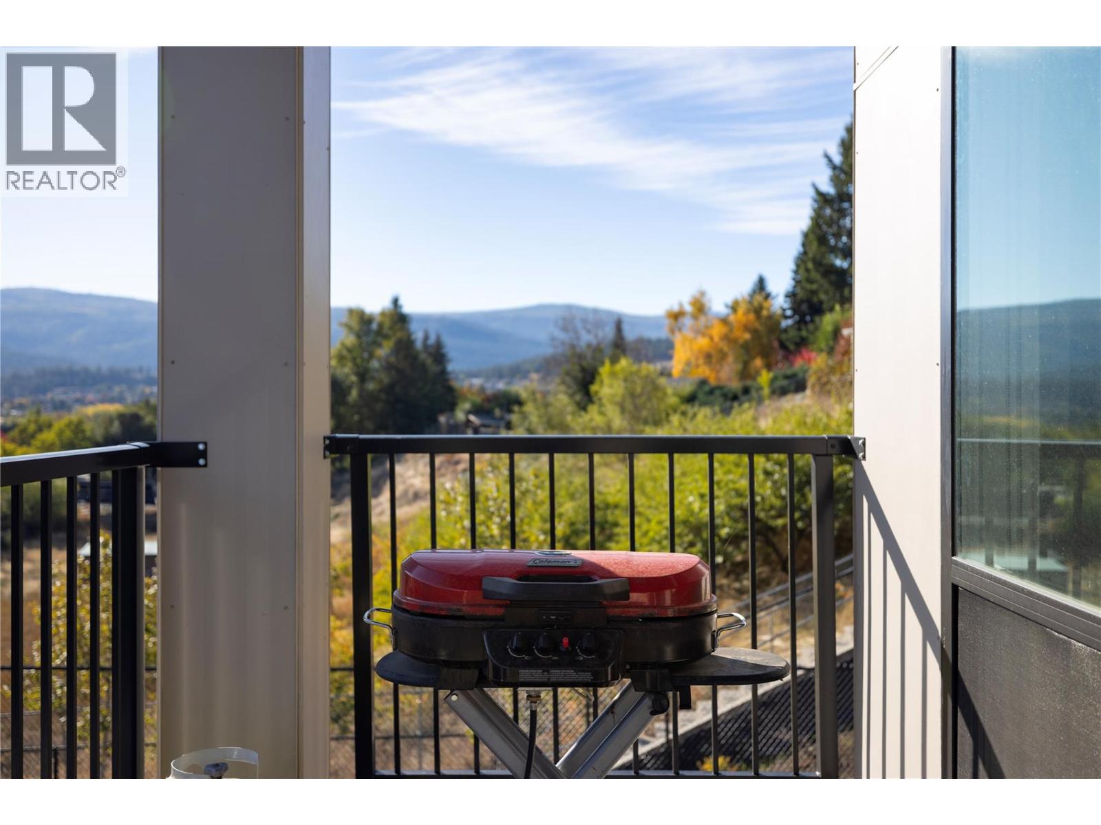 Picture for Unit #16, 1136 Black Mountain  Drive https://www.cirrealty.ca/reb/bc/8/10365298_38.jpg