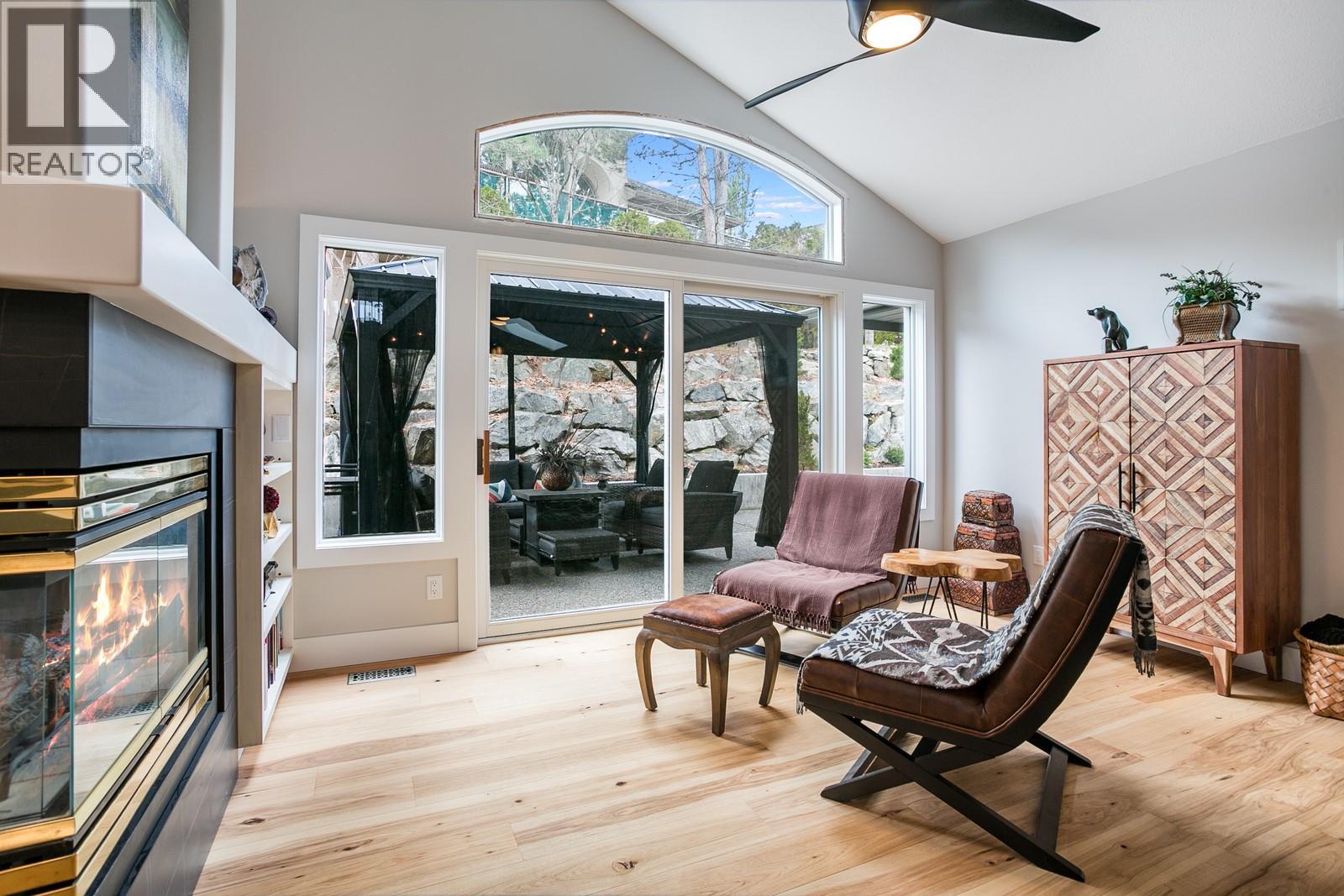 Picture for 4172 Gallaghers  Grove https://www.cirrealty.ca/reb/bc/8/10365578_8.jpg