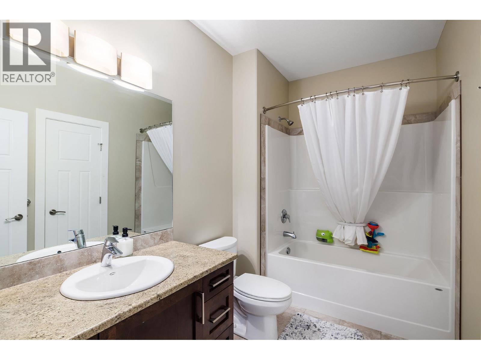 Picture for 1858 Split Rail  Place https://www.cirrealty.ca/reb/bc/8/10365598_15.jpg