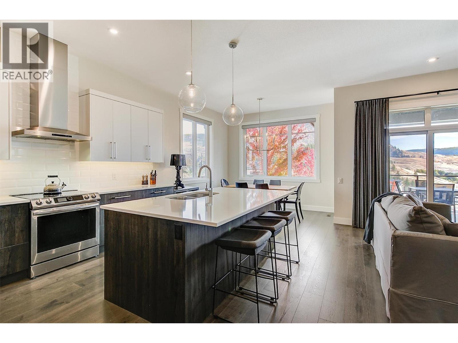 Picture for 1049 Loseth  Drive https://www.cirrealty.ca/reb/bc/8/10365628_24.jpg