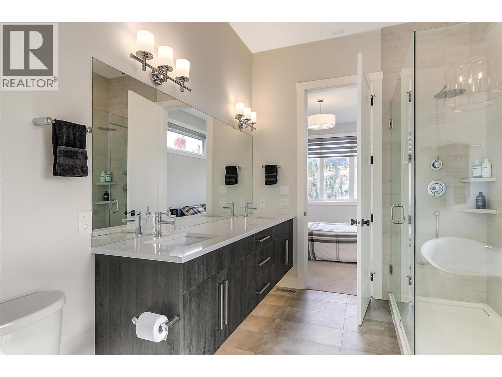 Picture for 1049 Loseth  Drive https://www.cirrealty.ca/reb/bc/8/10365628_30.jpg