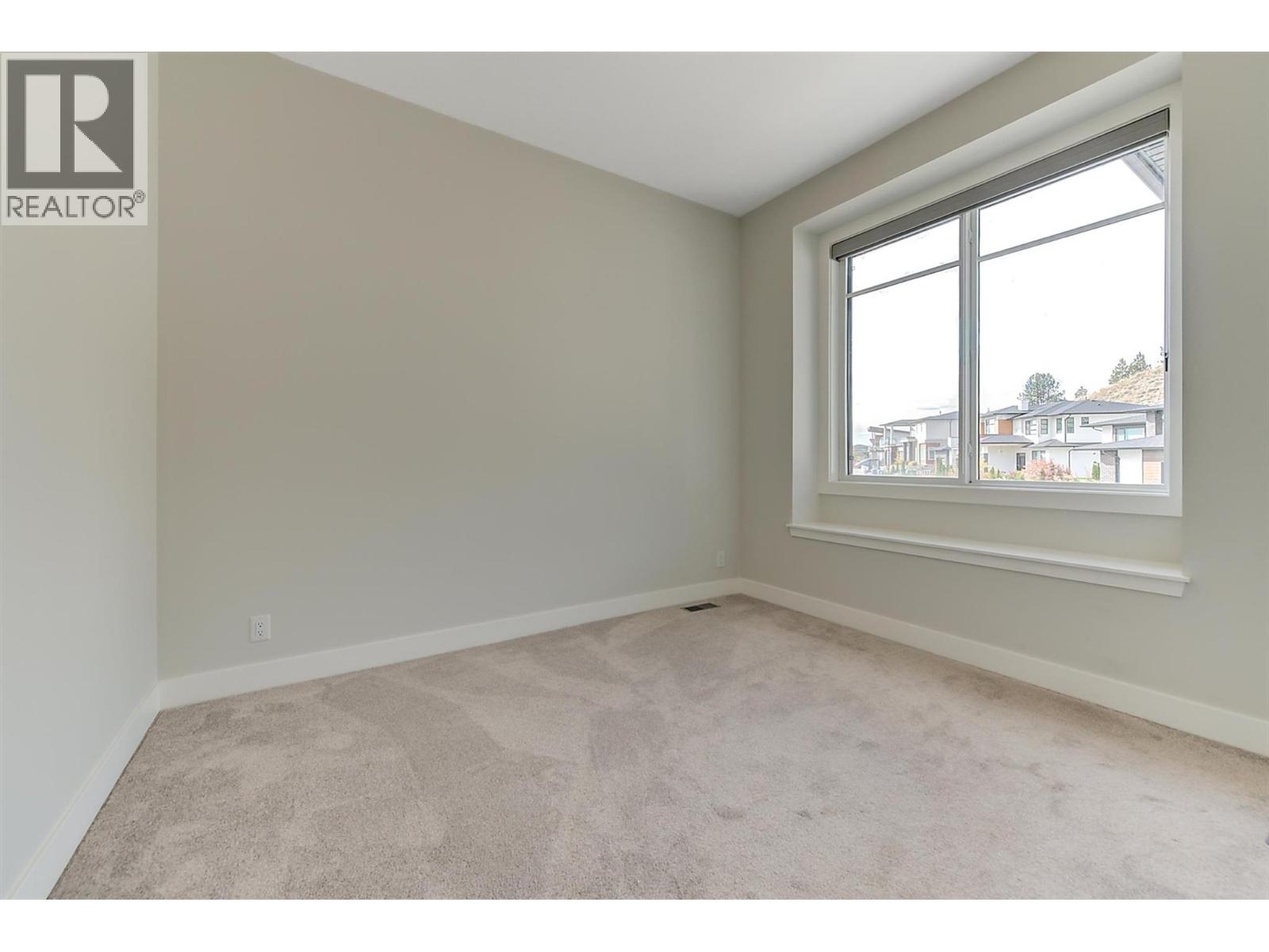 Picture for 1049 Loseth  Drive https://www.cirrealty.ca/reb/bc/8/10365628_37.jpg