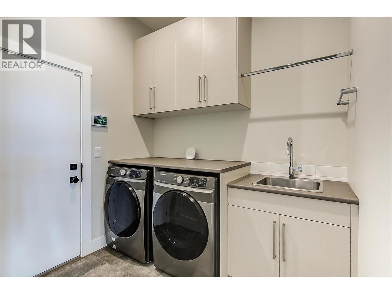 Picture for 1049 Loseth  Drive https://www.cirrealty.ca/reb/bc/8/10365628_42.jpg