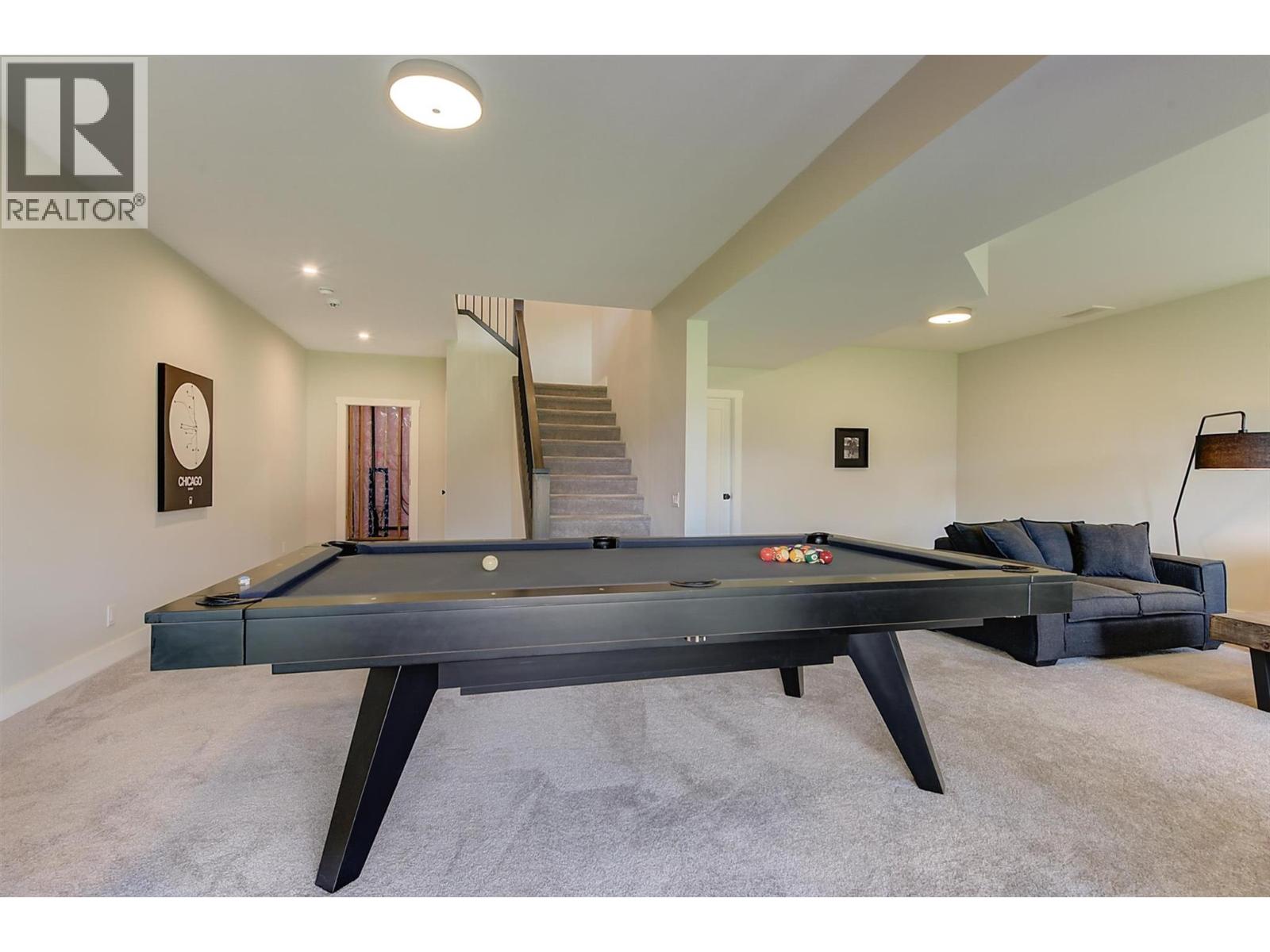 Picture for 1049 Loseth  Drive https://www.cirrealty.ca/reb/bc/8/10365628_52.jpg