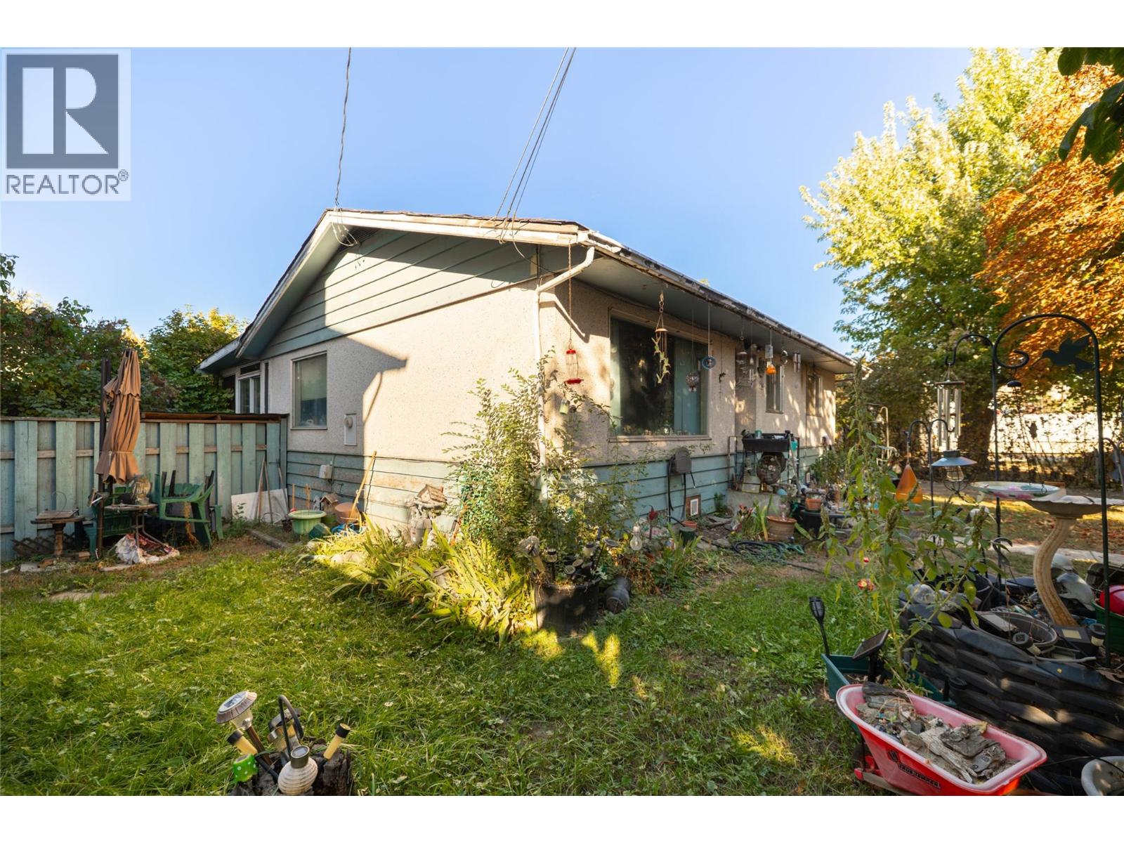 Picture for 150 Mills  Road https://www.cirrealty.ca/reb/bc/8/10365668_7.jpg