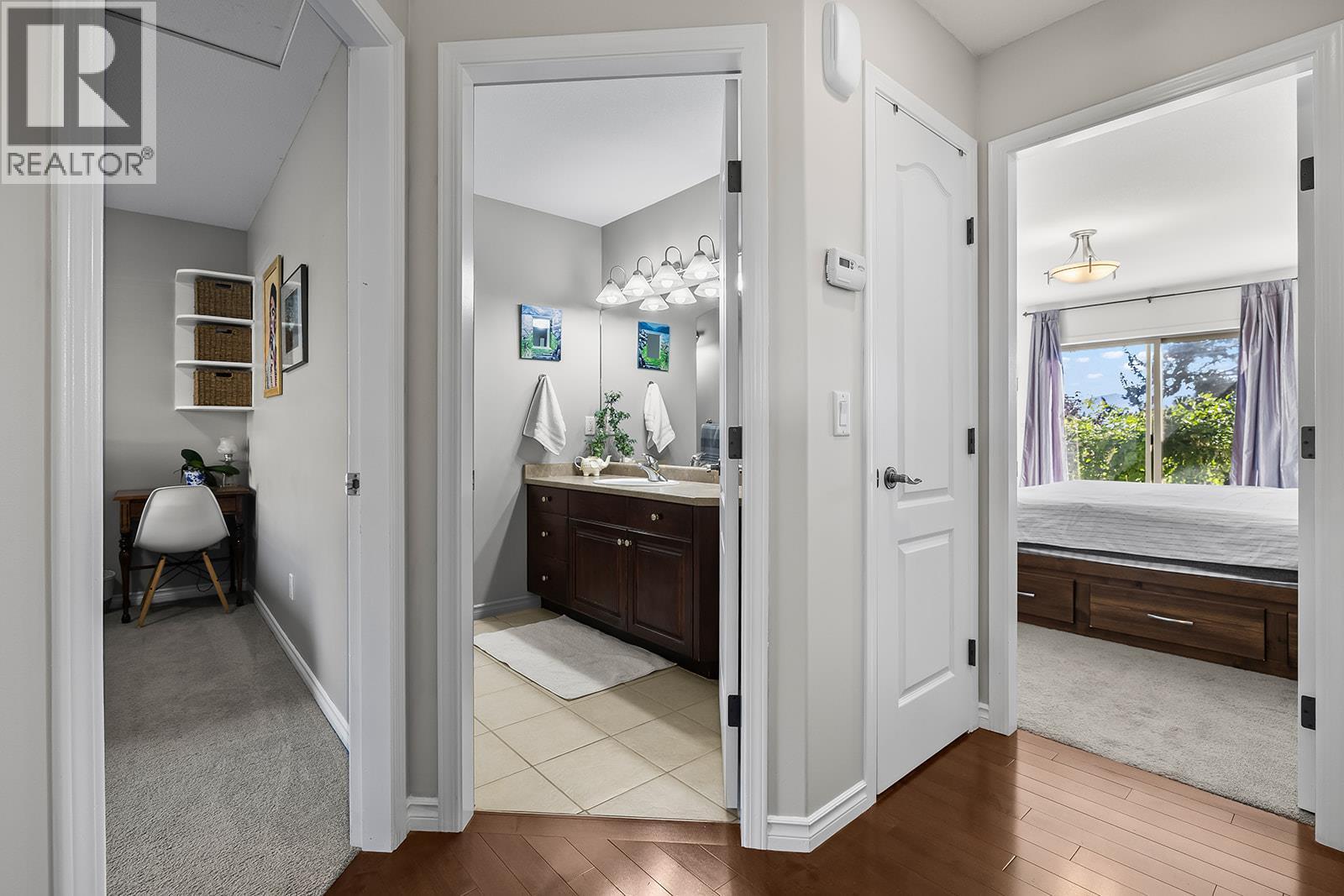 Picture for 2031 Rosealee  Lane https://www.cirrealty.ca/reb/bc/8/10365678_53.jpg