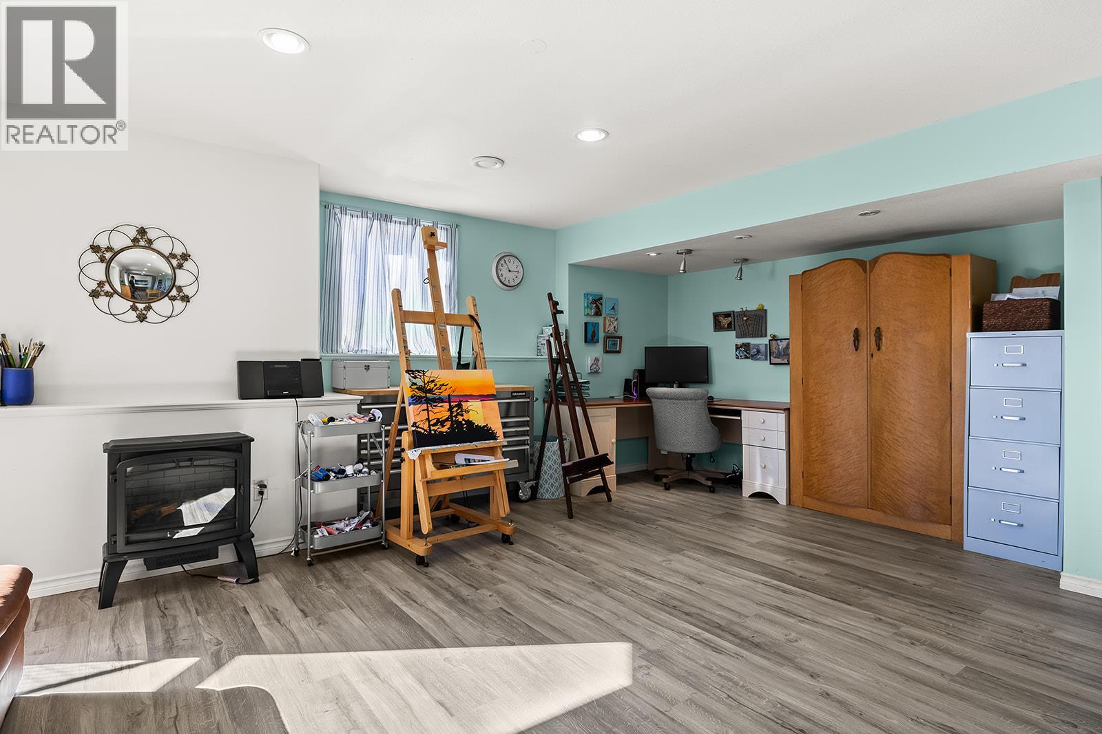 Picture for 2031 Rosealee  Lane https://www.cirrealty.ca/reb/bc/8/10365678_58.jpg