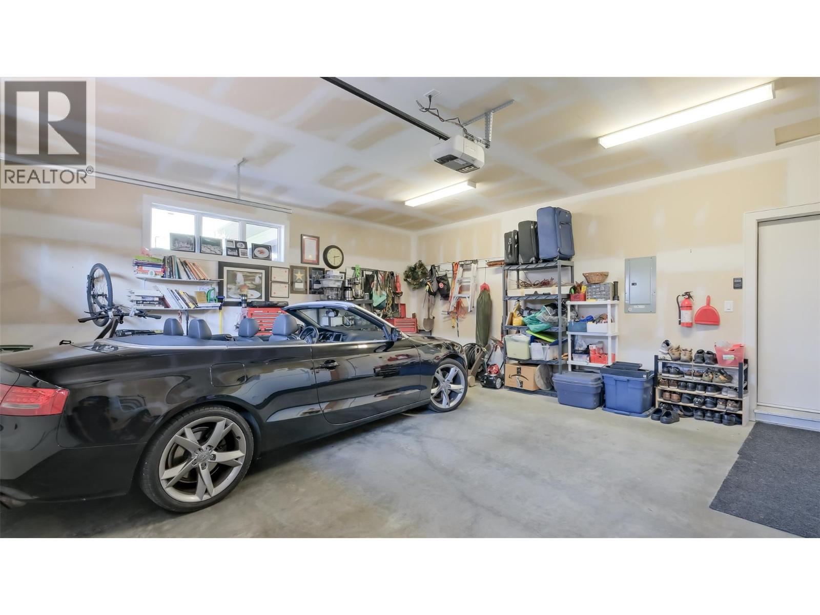 Picture for Unit #47, 1960 KLO  Road https://www.cirrealty.ca/reb/bc/8/10365768_38.jpg