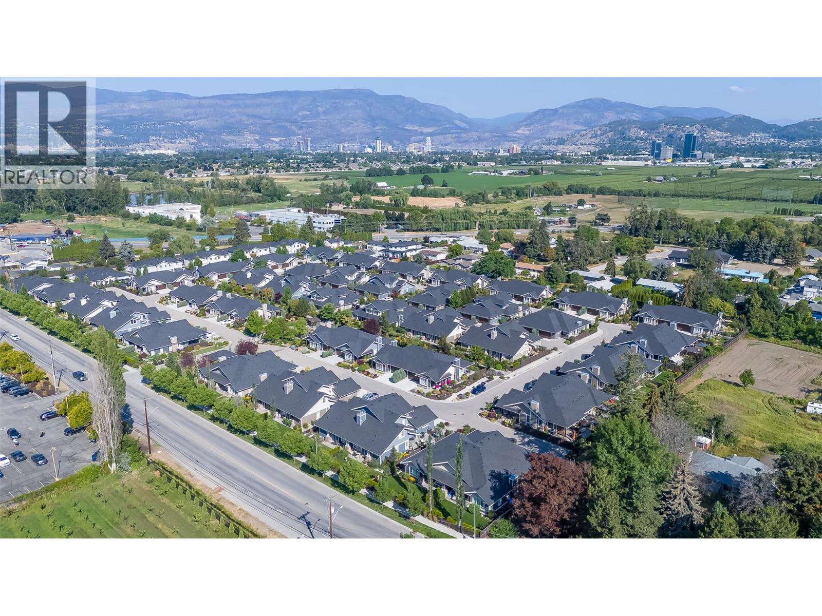 Picture for Unit #47, 1960 KLO  Road https://www.cirrealty.ca/reb/bc/8/10365768_60.jpg