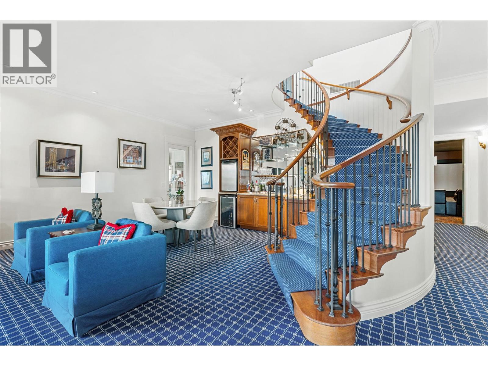 Picture for 2543 Lucinde  Road https://www.cirrealty.ca/reb/bc/8/10366108_31.jpg