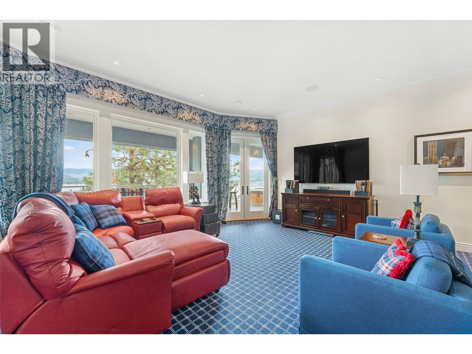 Picture for 2543 Lucinde  Road https://www.cirrealty.ca/reb/bc/8/10366108_33.jpg