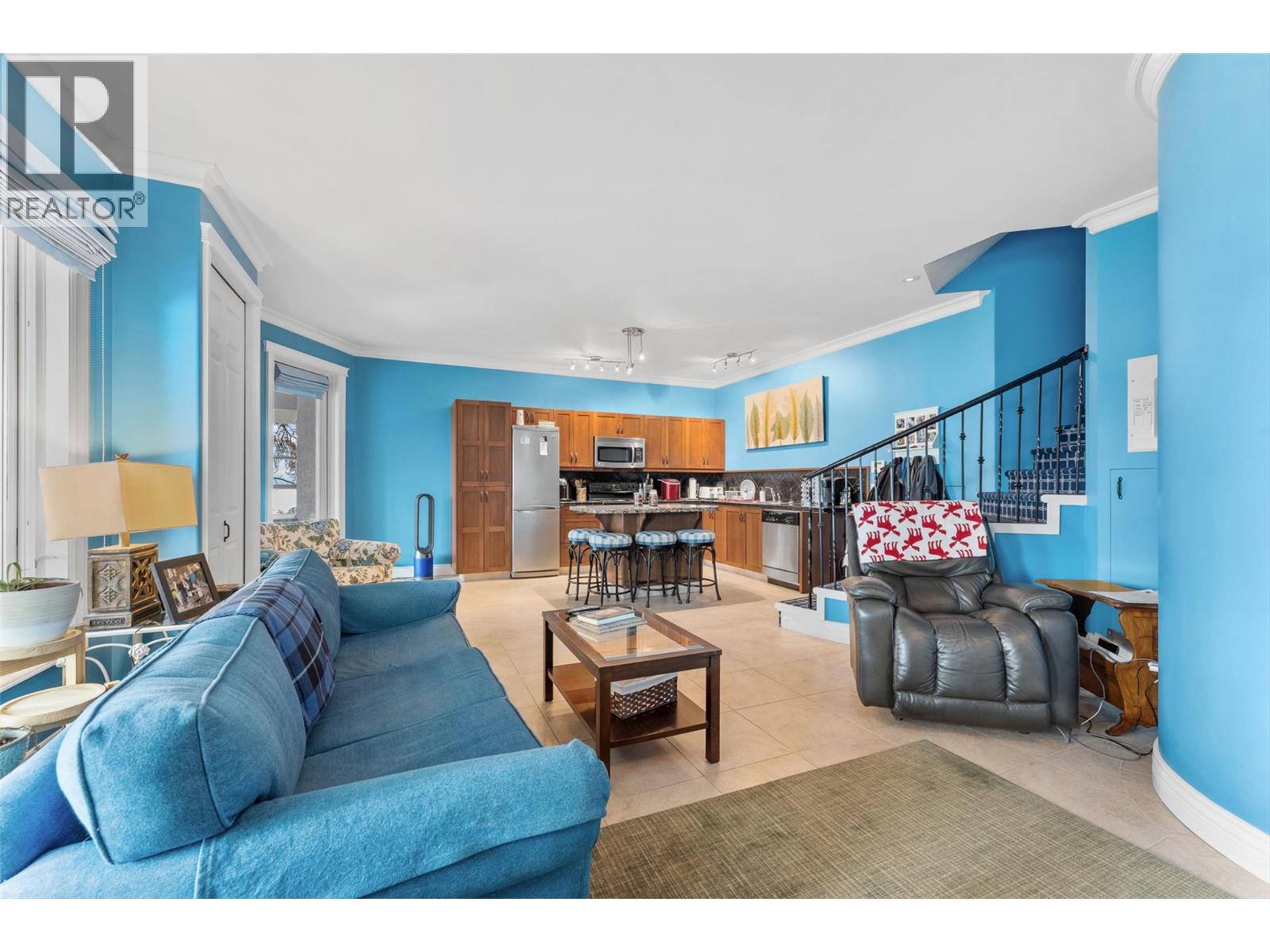 Picture for 2543 Lucinde  Road https://www.cirrealty.ca/reb/bc/8/10366108_49.jpg