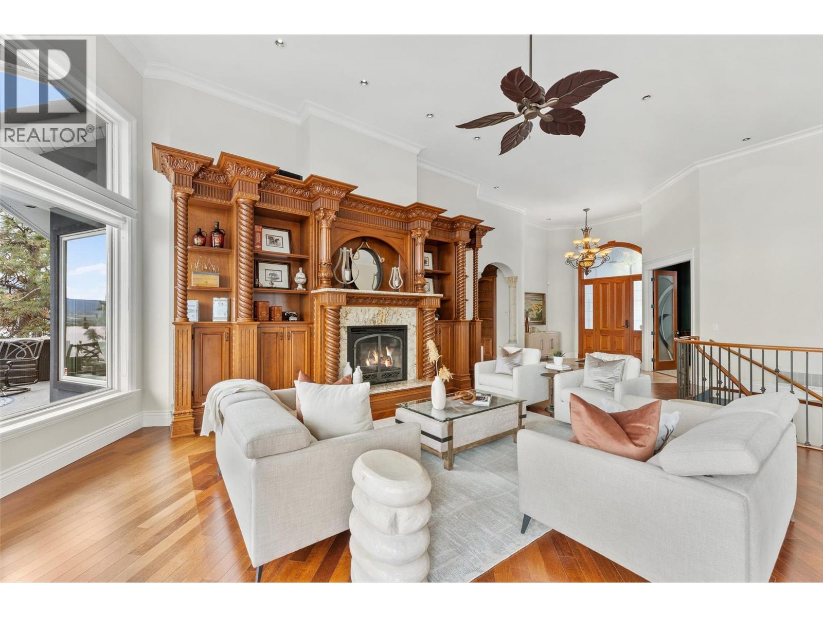 Picture for 2543 Lucinde  Road https://www.cirrealty.ca/reb/bc/8/10366108_6.jpg