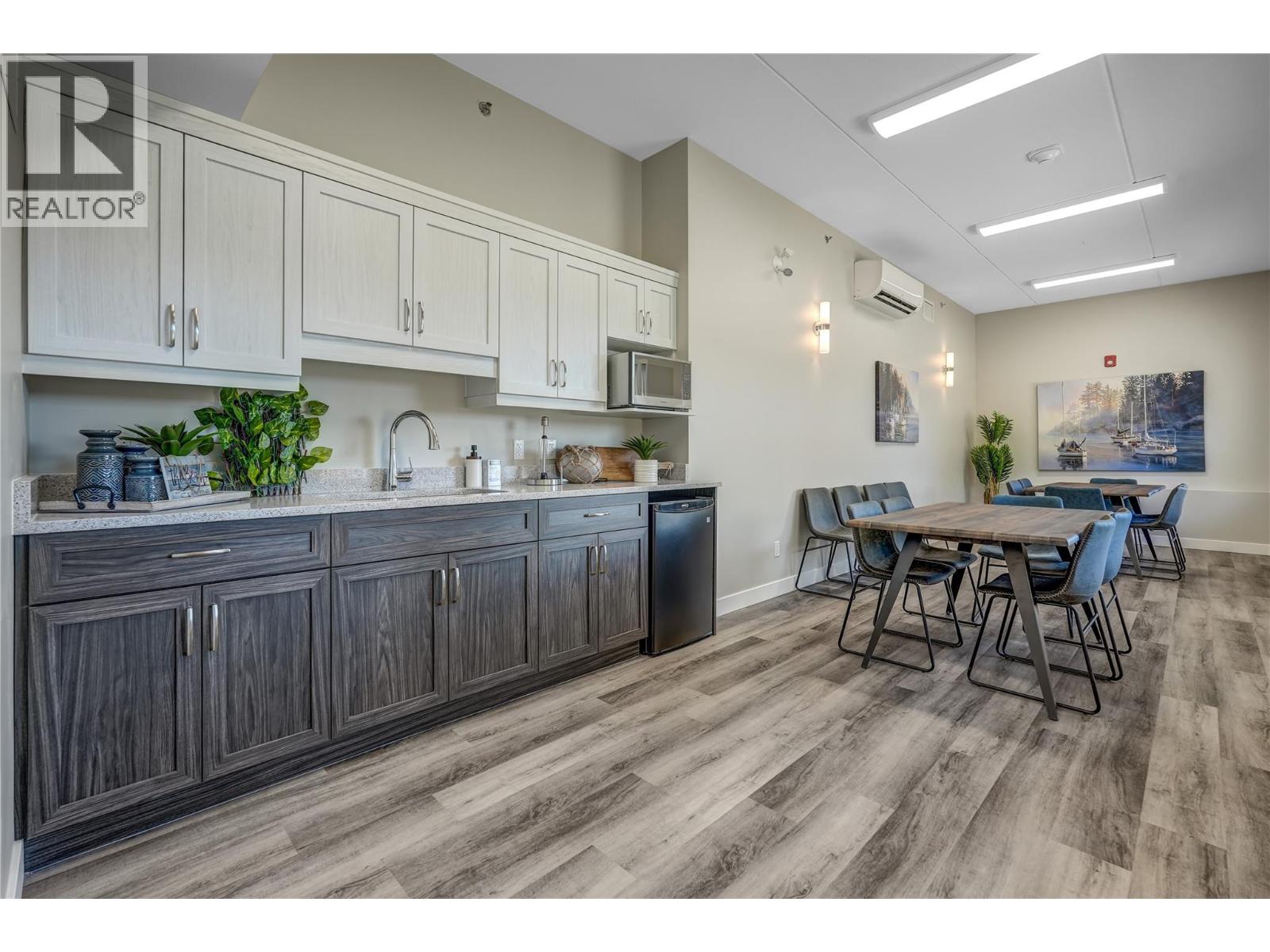 Picture for Unit #407, 5640 51st  Street https://www.cirrealty.ca/reb/bc/8/10366148_27.jpg