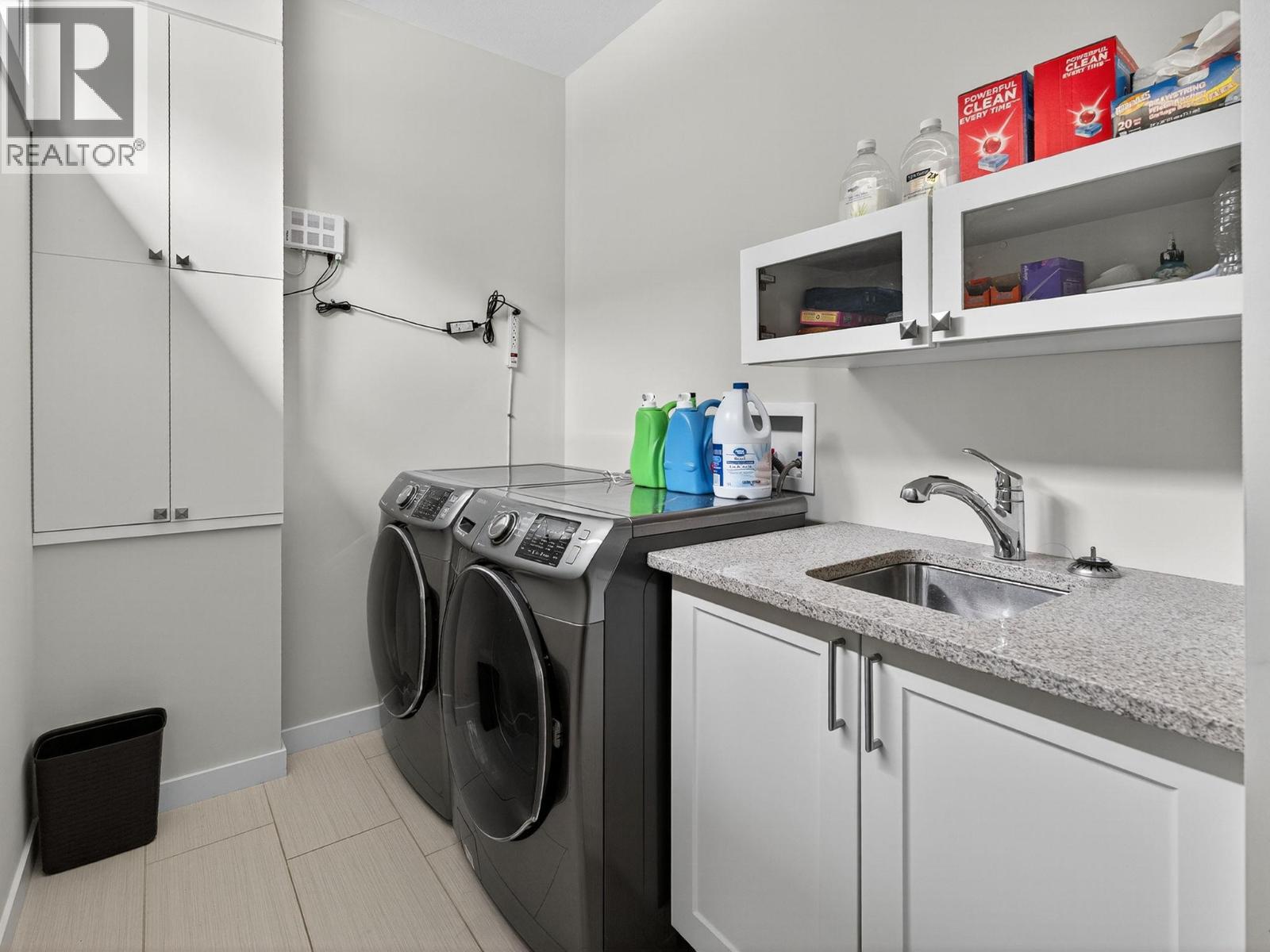 Picture for 1534 Gregory  Road https://www.cirrealty.ca/reb/bc/8/10366158_30.jpg