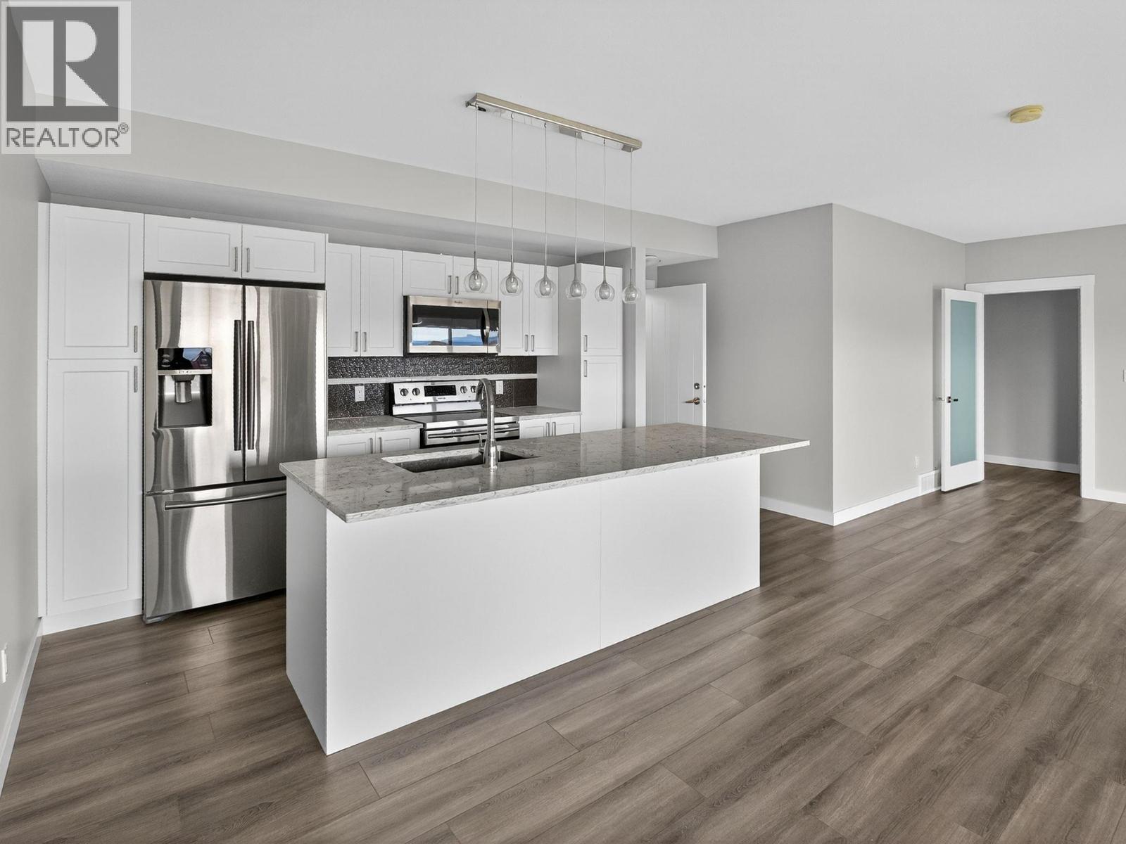 Picture for 1534 Gregory  Road https://www.cirrealty.ca/reb/bc/8/10366158_32.jpg