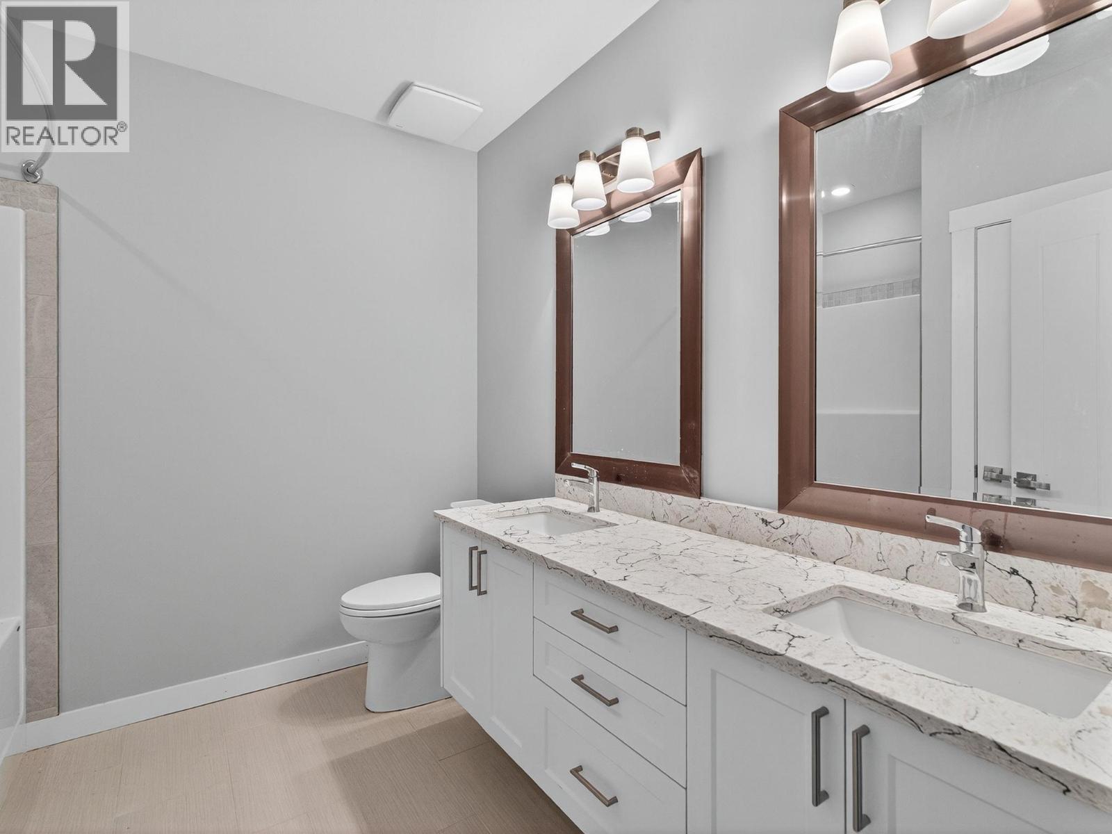 Picture for 1534 Gregory  Road https://www.cirrealty.ca/reb/bc/8/10366158_37.jpg