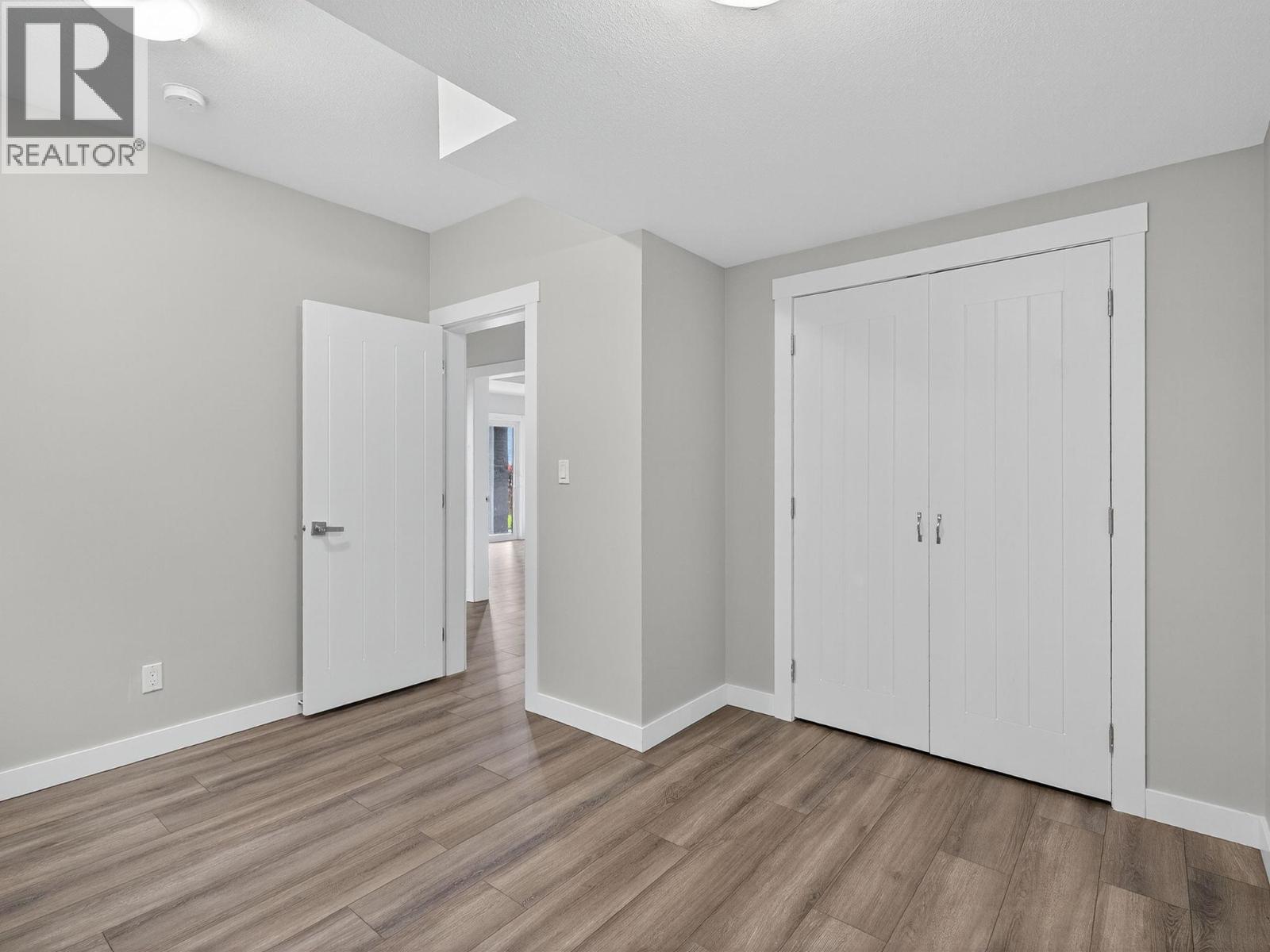 Picture for 1534 Gregory  Road https://www.cirrealty.ca/reb/bc/8/10366158_38.jpg