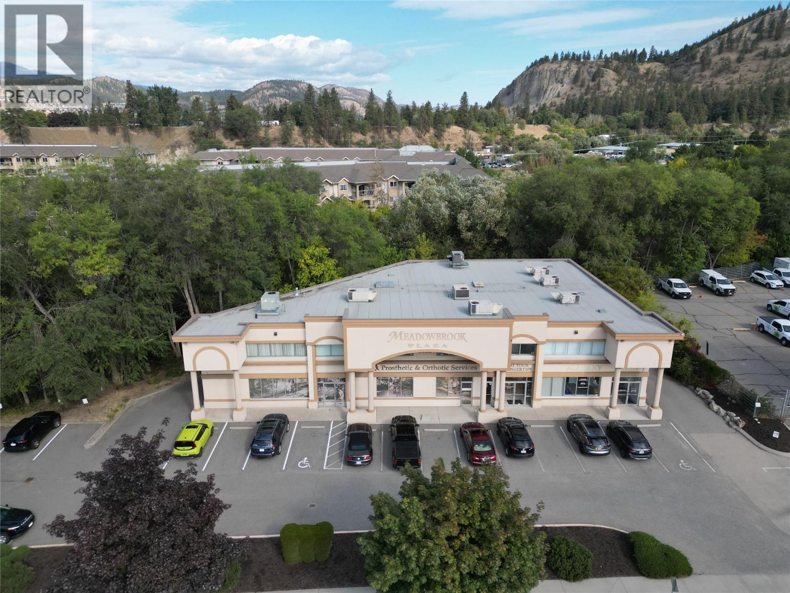 Picture for 2000 Enterprise  Way https://www.cirrealty.ca/reb/bc/8/10366188_2.jpg