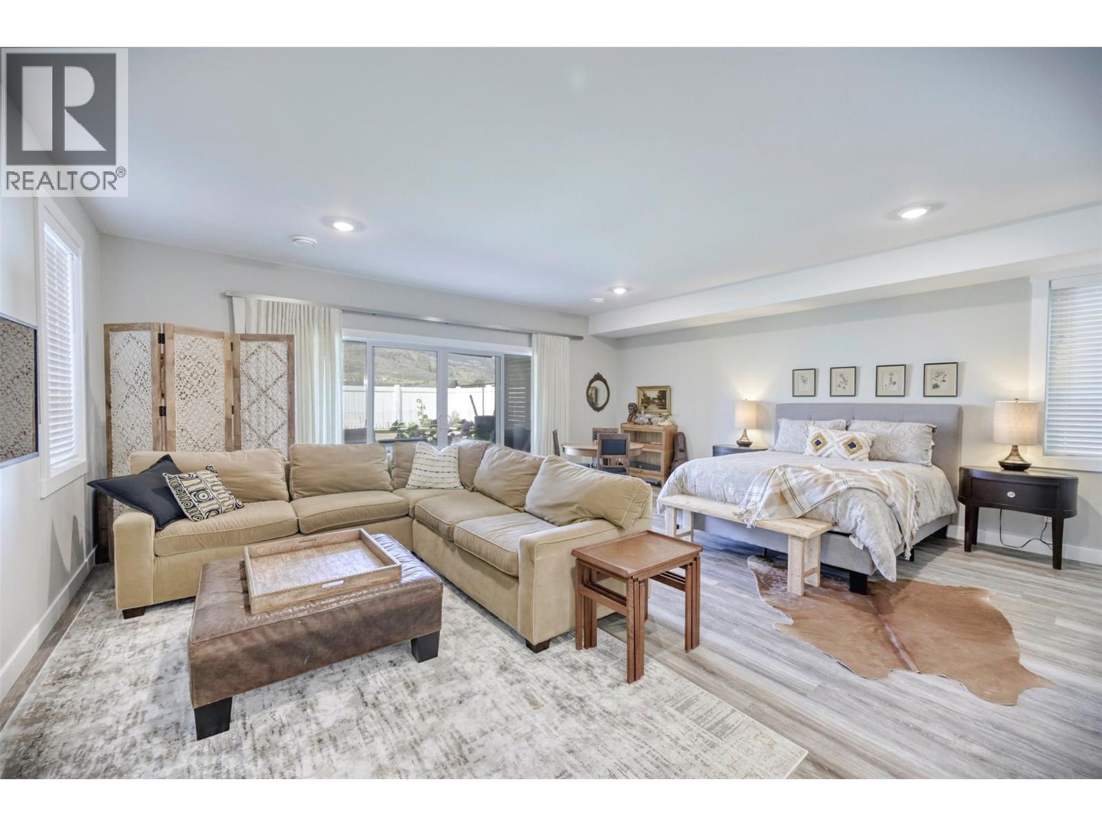 Picture for 7012 WREN  Drive https://www.cirrealty.ca/reb/bc/8/10366298_19.jpg