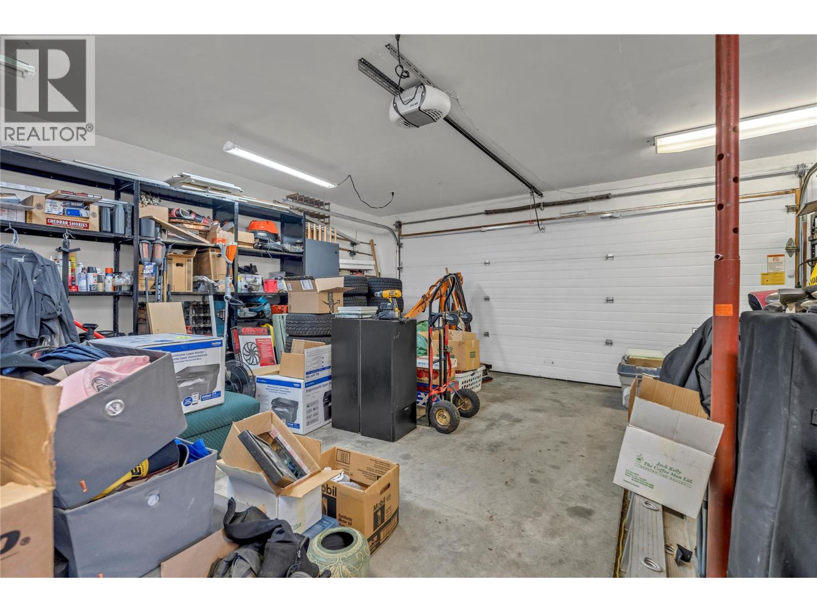 Picture for 2509 Cornwall  Drive https://www.cirrealty.ca/reb/bc/8/10366408_25.jpg