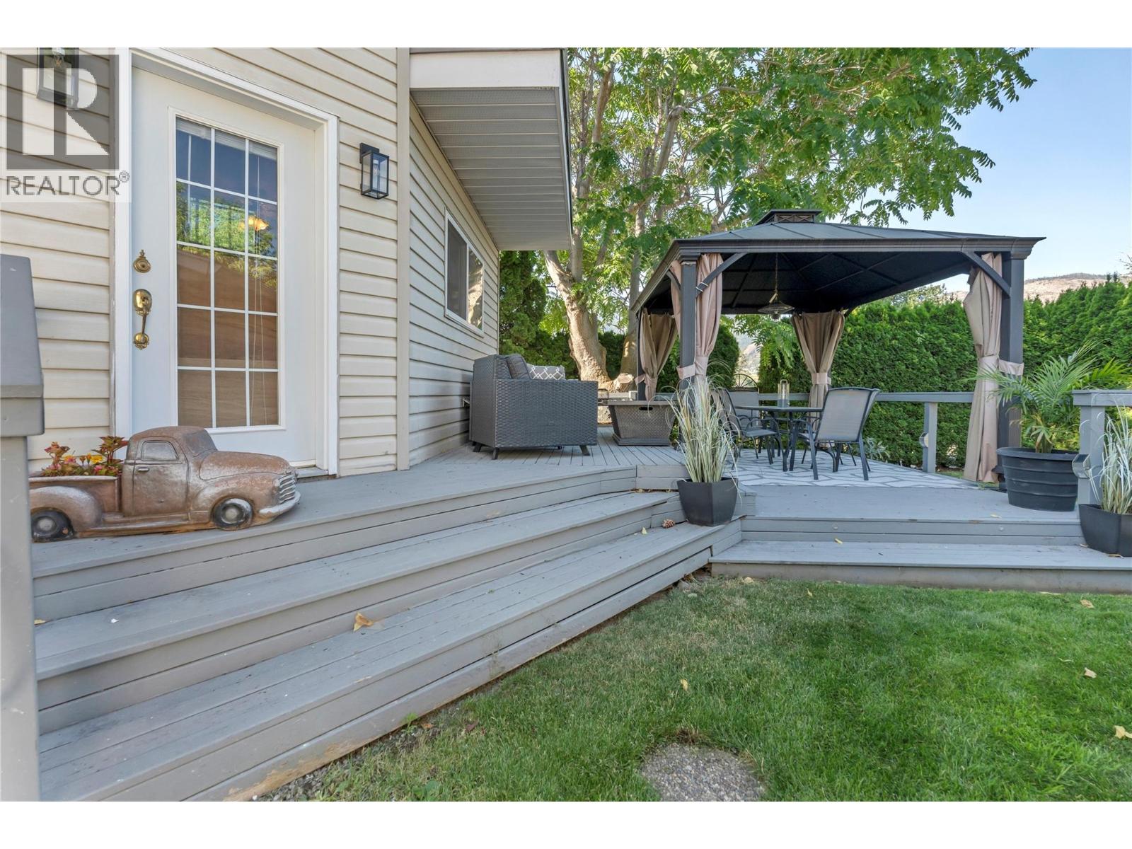 Picture for 2509 Cornwall  Drive https://www.cirrealty.ca/reb/bc/8/10366408_26.jpg