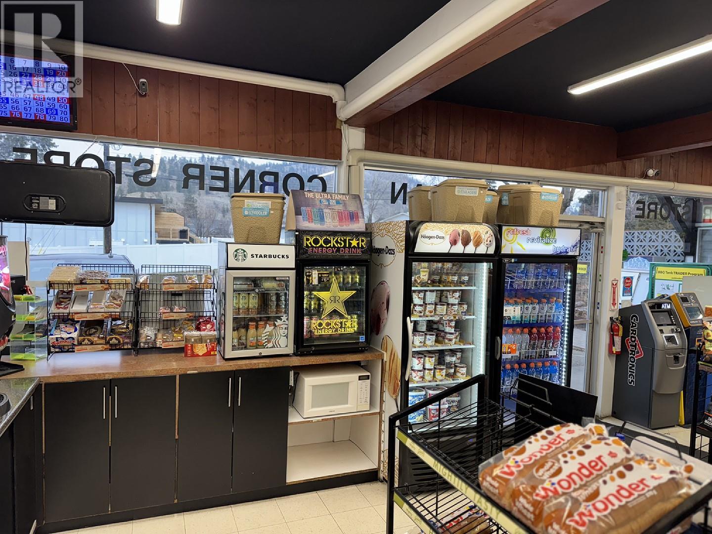 Picture for 1500 DUNCAN  Avenue https://www.cirrealty.ca/reb/bc/8/10366428_12.jpg