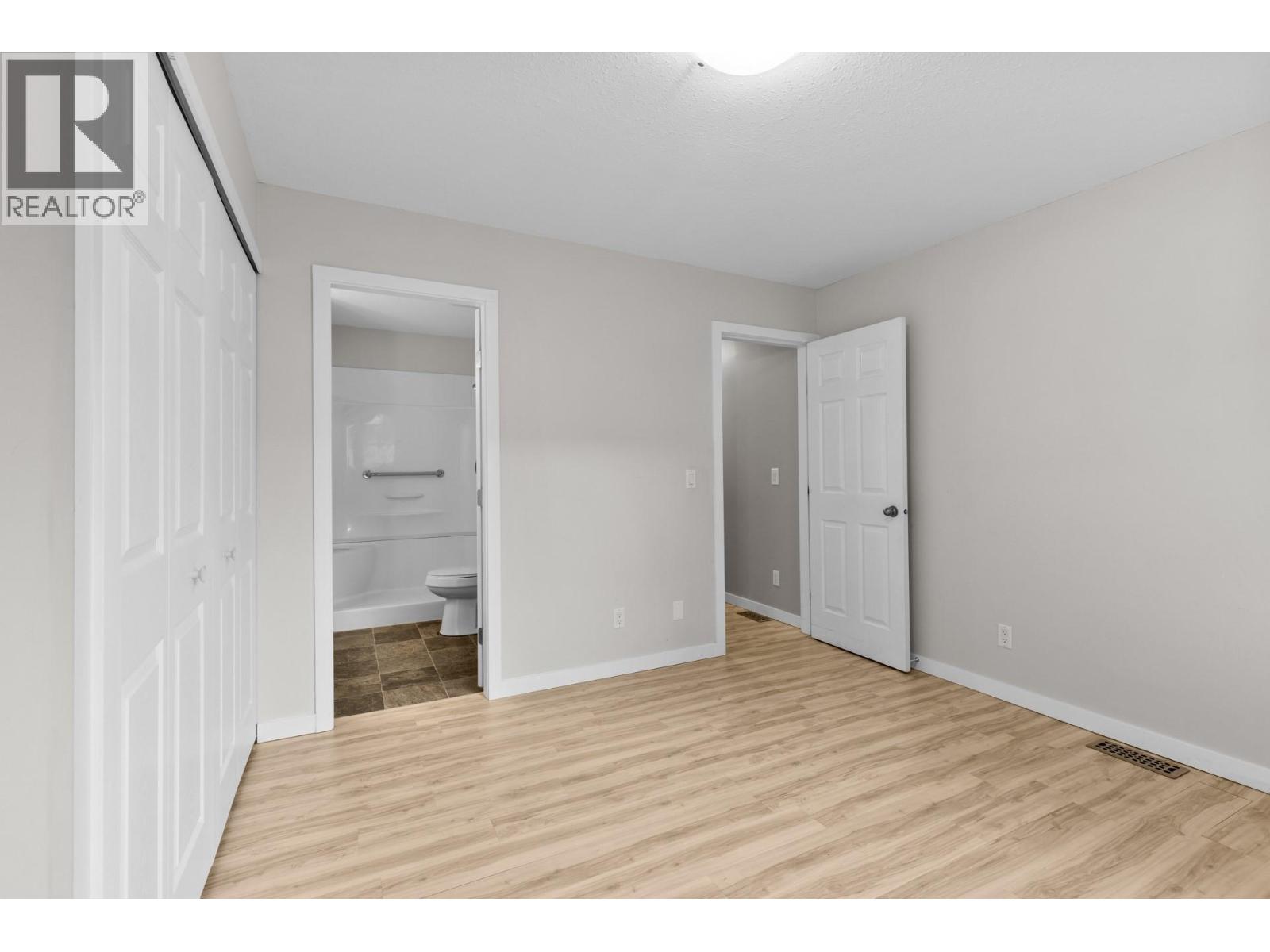 Picture for Unit #134, 1255 Raymer  Avenue https://www.cirrealty.ca/reb/bc/8/10366478_18.jpg
