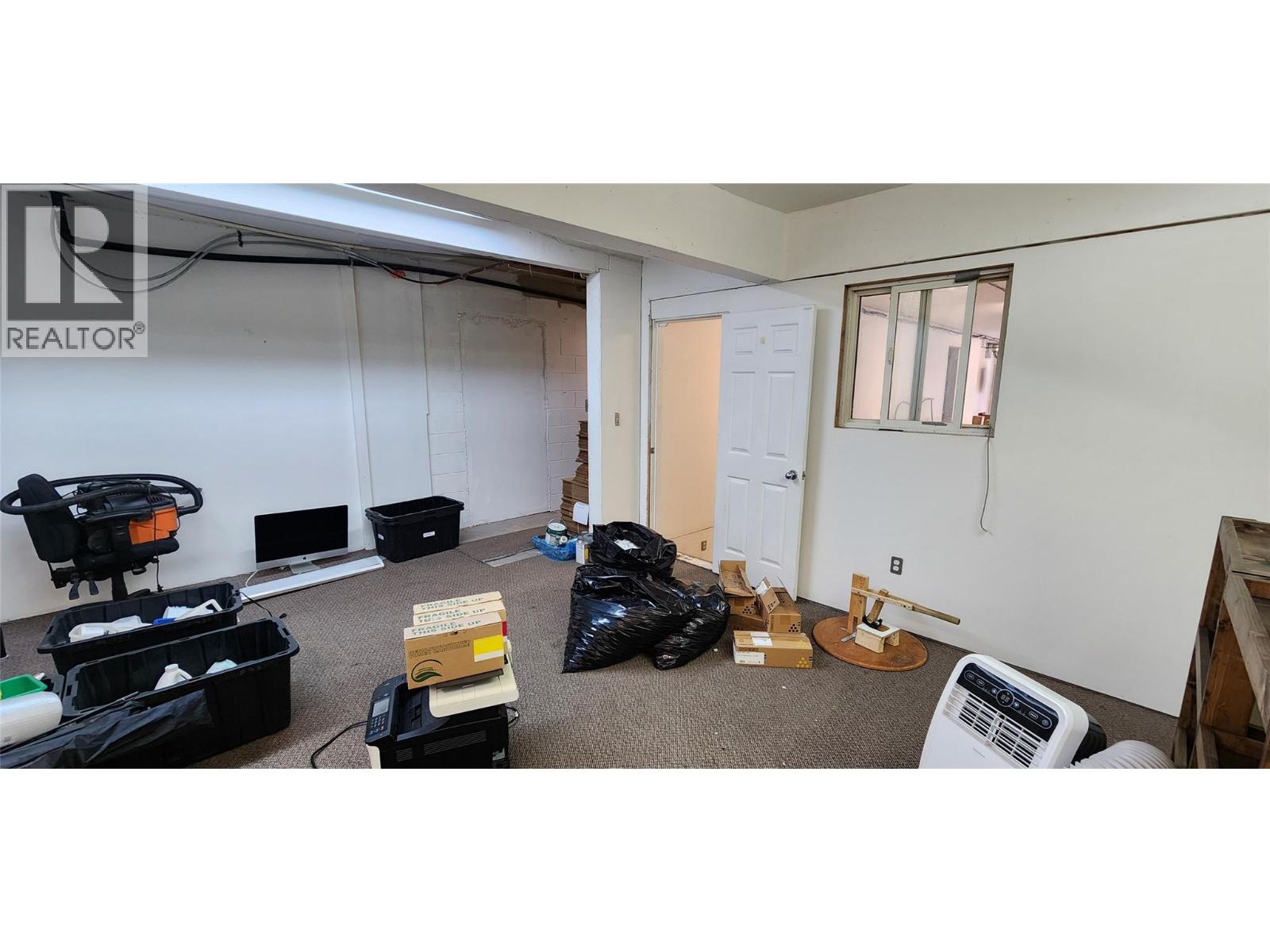 Picture for Unit #1, 876 Leathead  Road