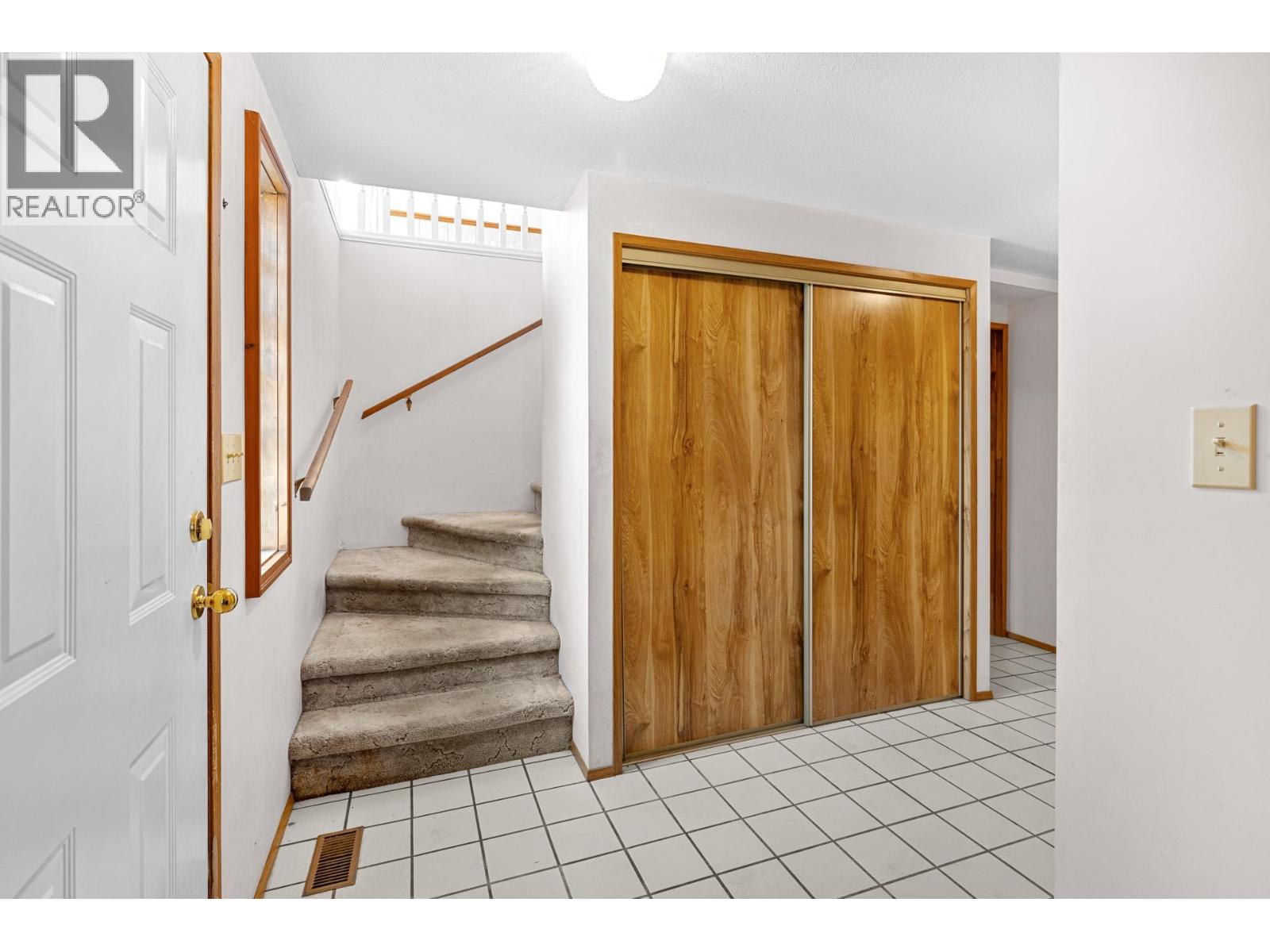 Picture for 320 Moubray  Road