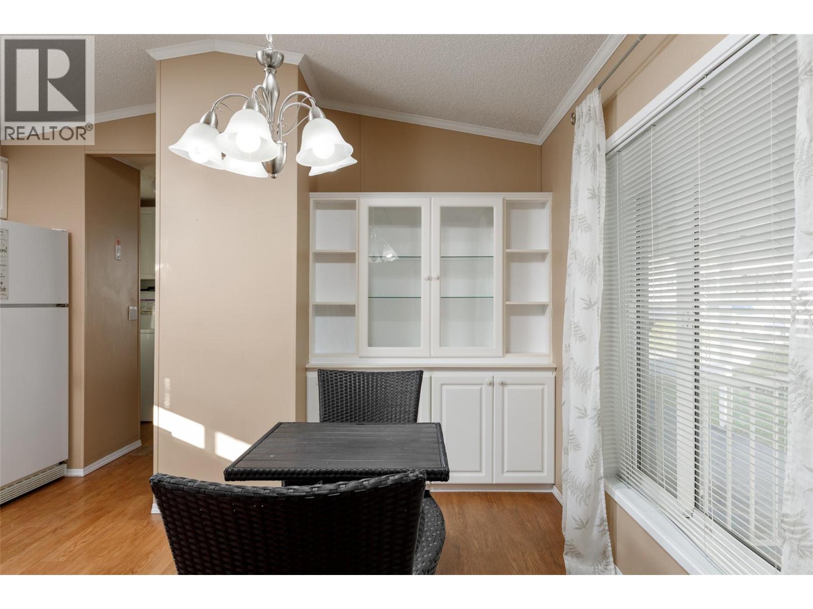 Picture for Unit #171, 1850 Shannon Lake  Road https://www.cirrealty.ca/reb/bc/8/10366628_11.jpg