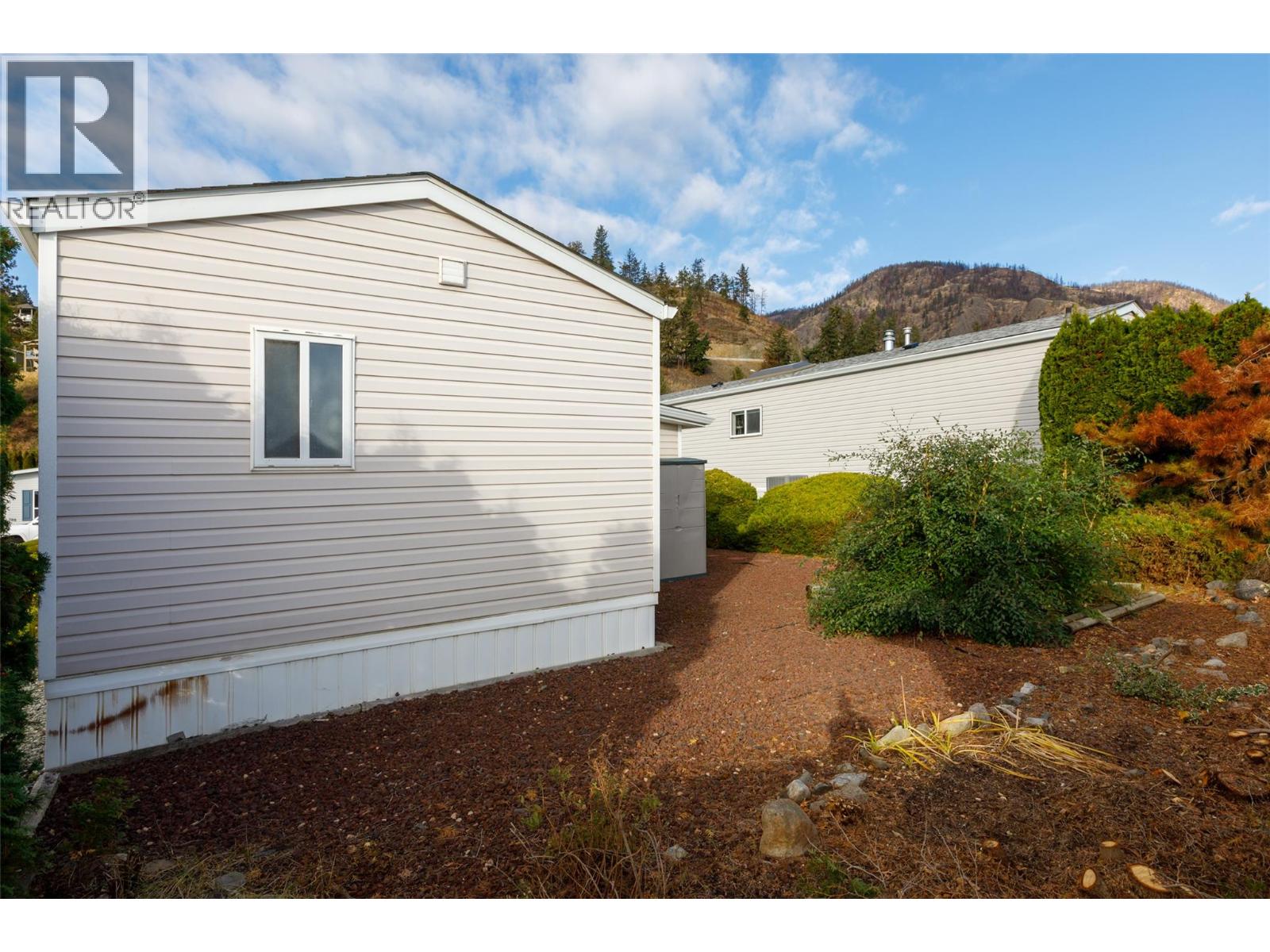 Picture for Unit #171, 1850 Shannon Lake  Road https://www.cirrealty.ca/reb/bc/8/10366628_24.jpg