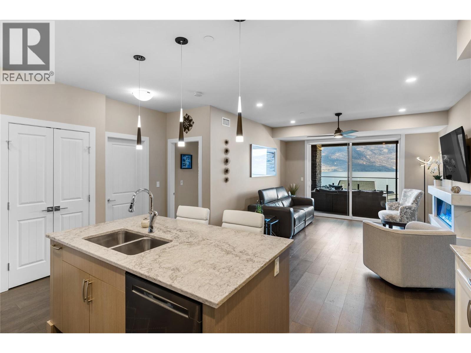 Picture for Unit #104, 3475 Granite  Close https://www.cirrealty.ca/reb/bc/8/10366728_24.jpg