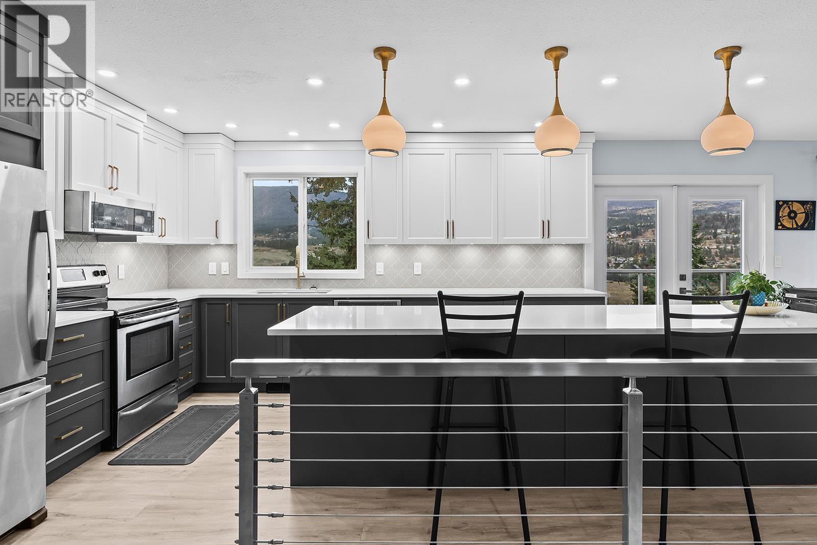 Picture for 2420 Boucherie  Road