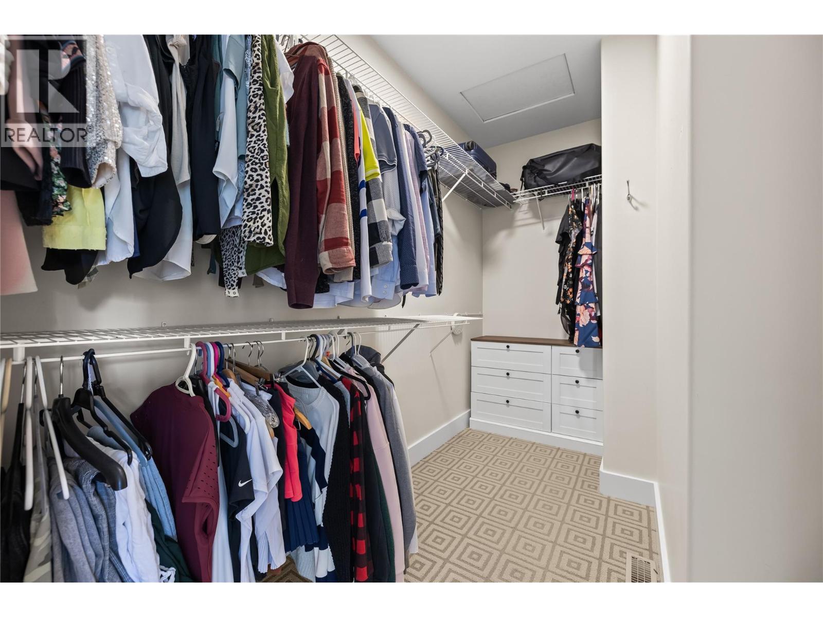 Picture for 408 Quilchena  Crescent https://www.cirrealty.ca/reb/bc/8/10366858_22.jpg