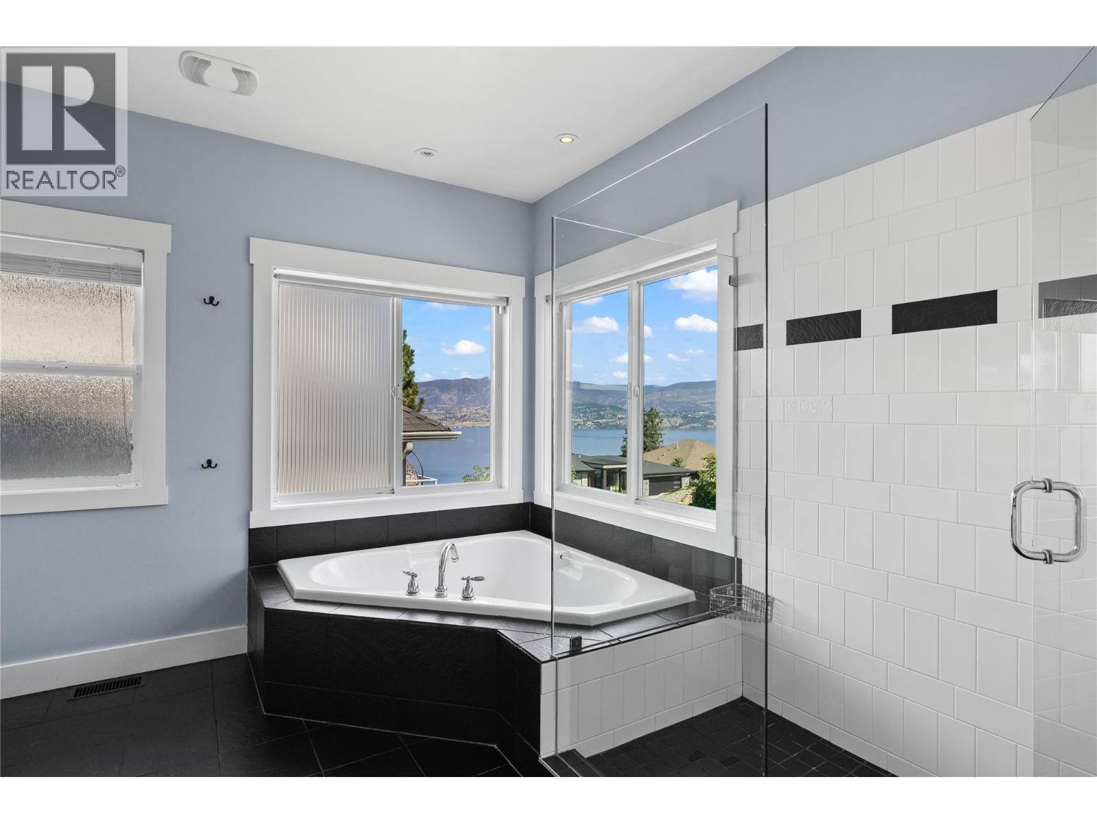 Picture for 408 Quilchena  Crescent https://www.cirrealty.ca/reb/bc/8/10366858_23.jpg